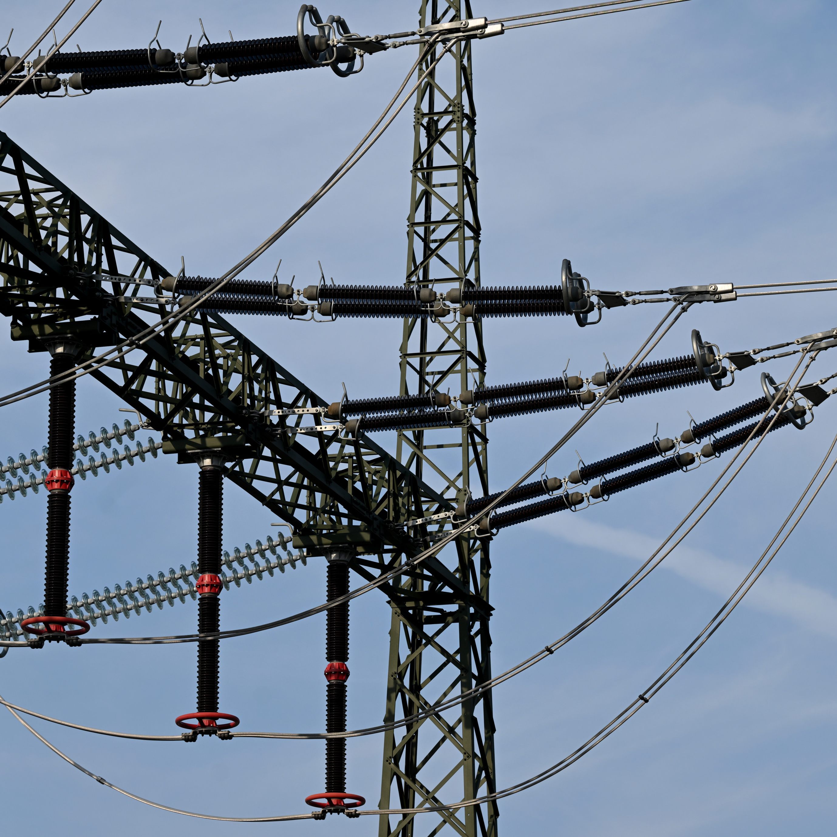 Das Stromnetz verfügt nicht über die Kapazitäten für die steigenden Belastungen.