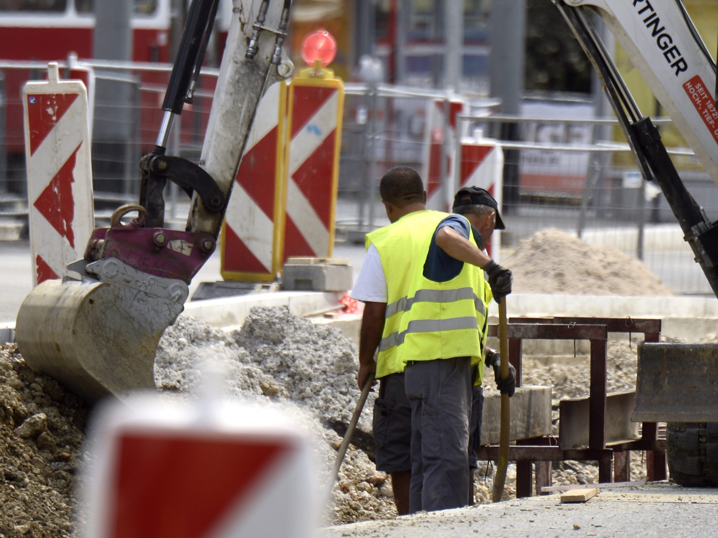An Abschnitten des Schubertrings und des Kärntner Rings wird gearbeitet. An Abschnitten des Schubertrings und des Kärntner Rings wird gearbeitet.