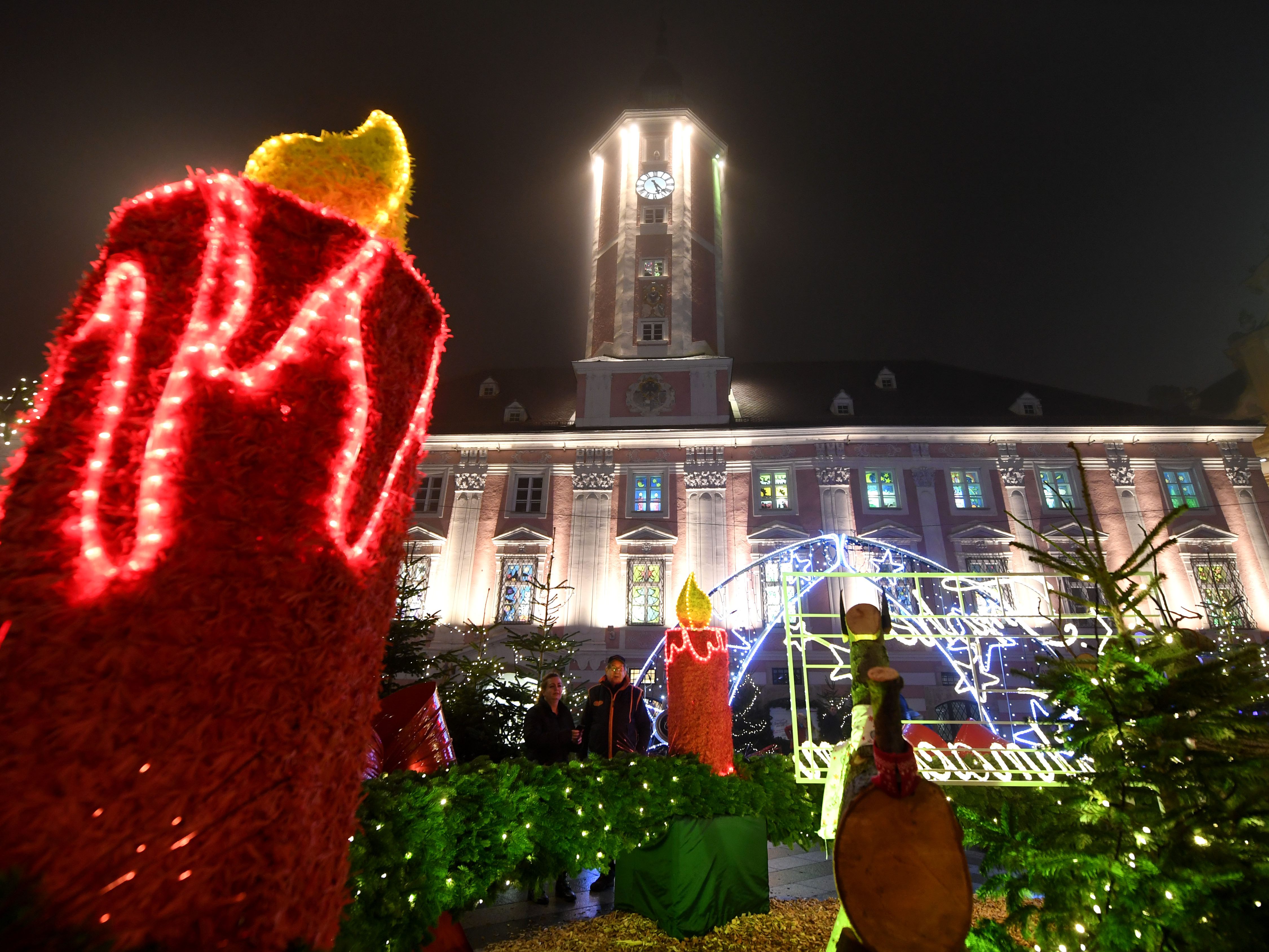 Aufgrund der Energiekrise will St. Pölten heuer bei der Weihnachtsbeleuchtung sparen.