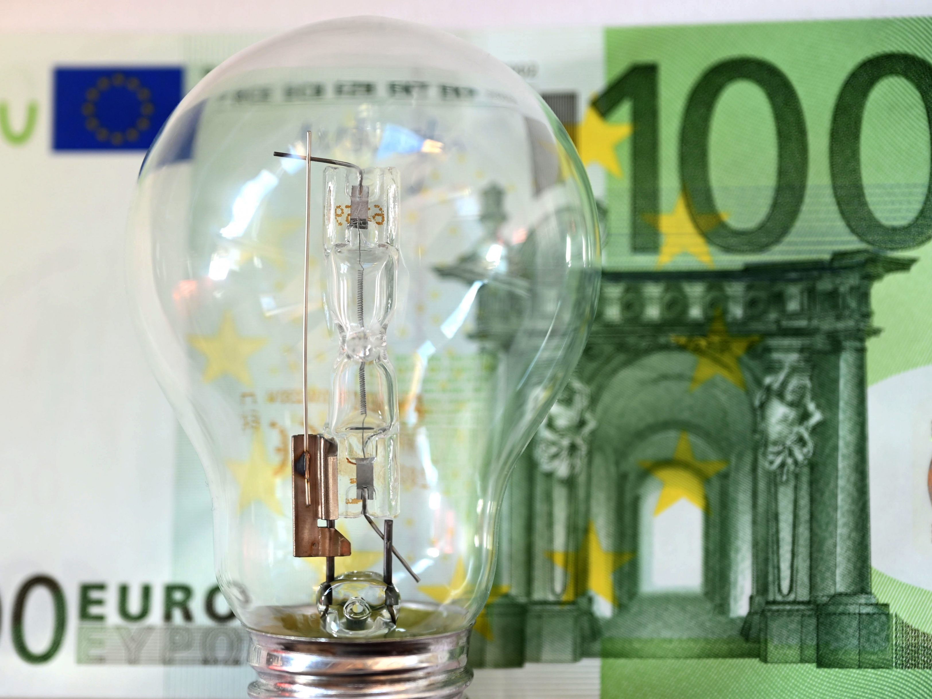 Die aktuelle Energiekrise kann die Wende zu sauberen Energien beschleunigen.