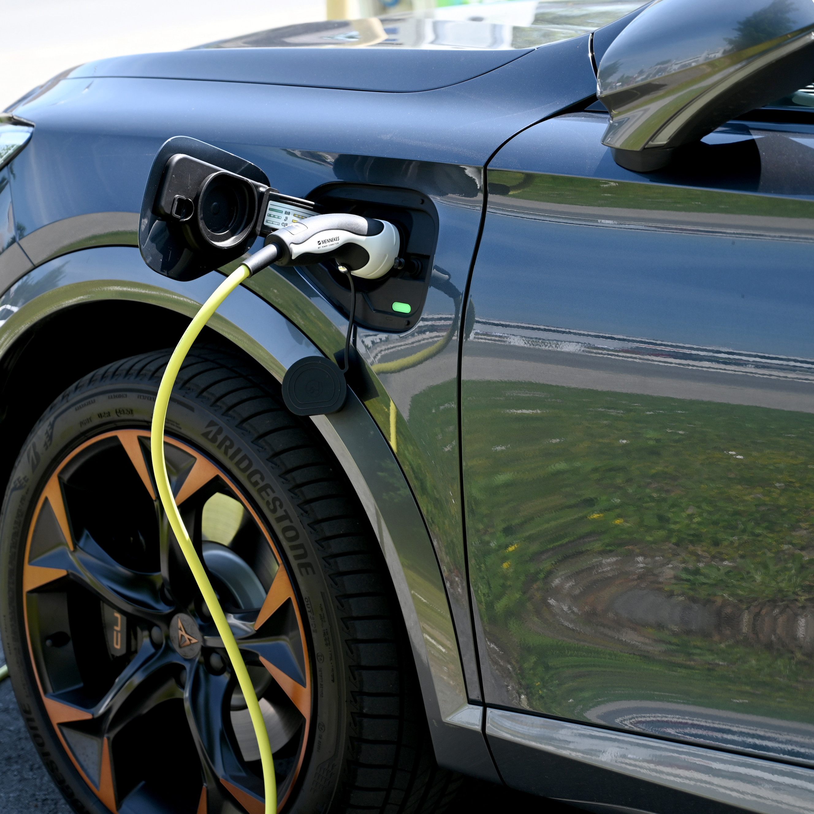 In Österreich wurden erstmals über 100.000 E-Autos zugelassen.