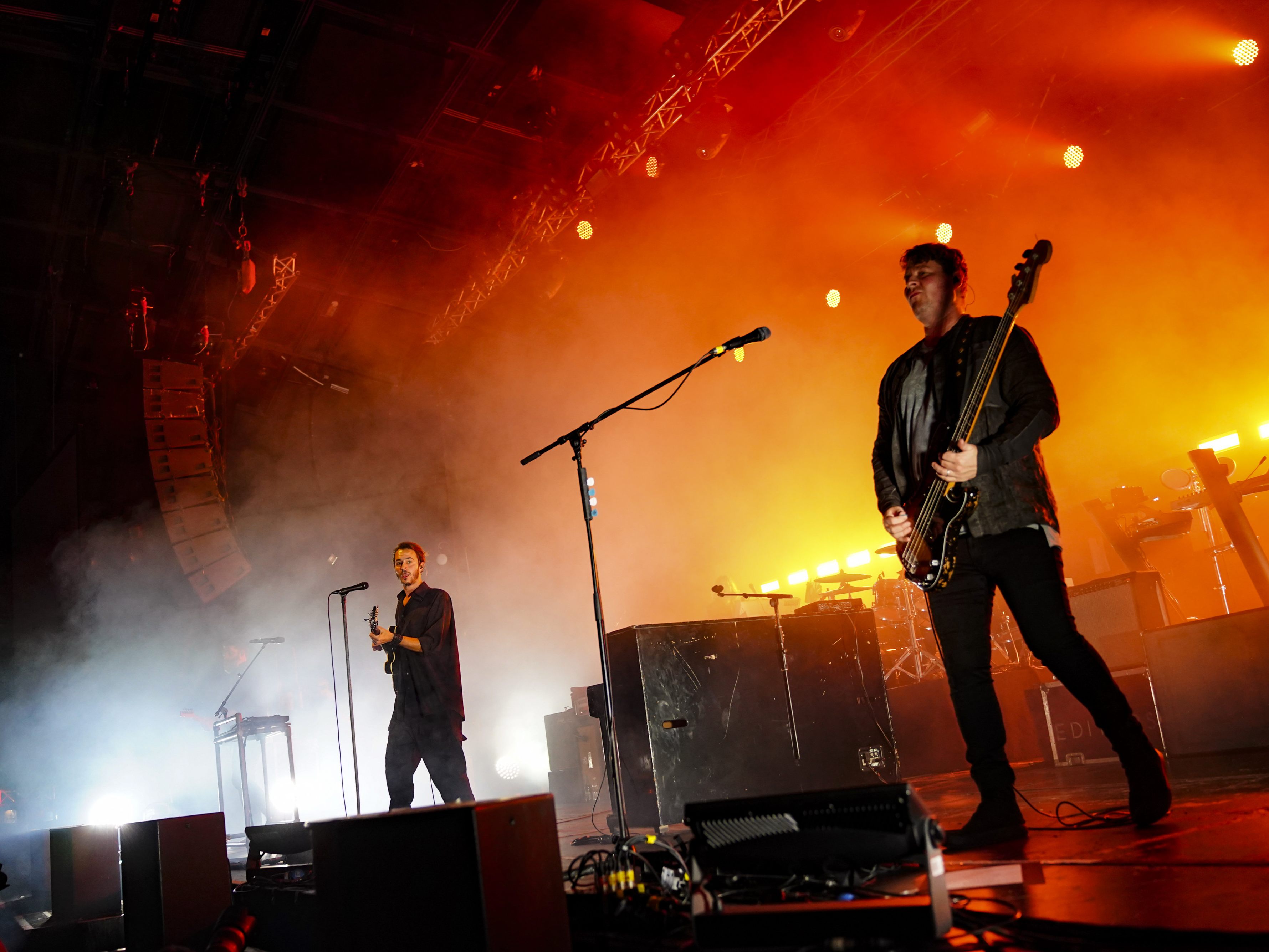 Dei Editors gastieren im Gasometer Wien.