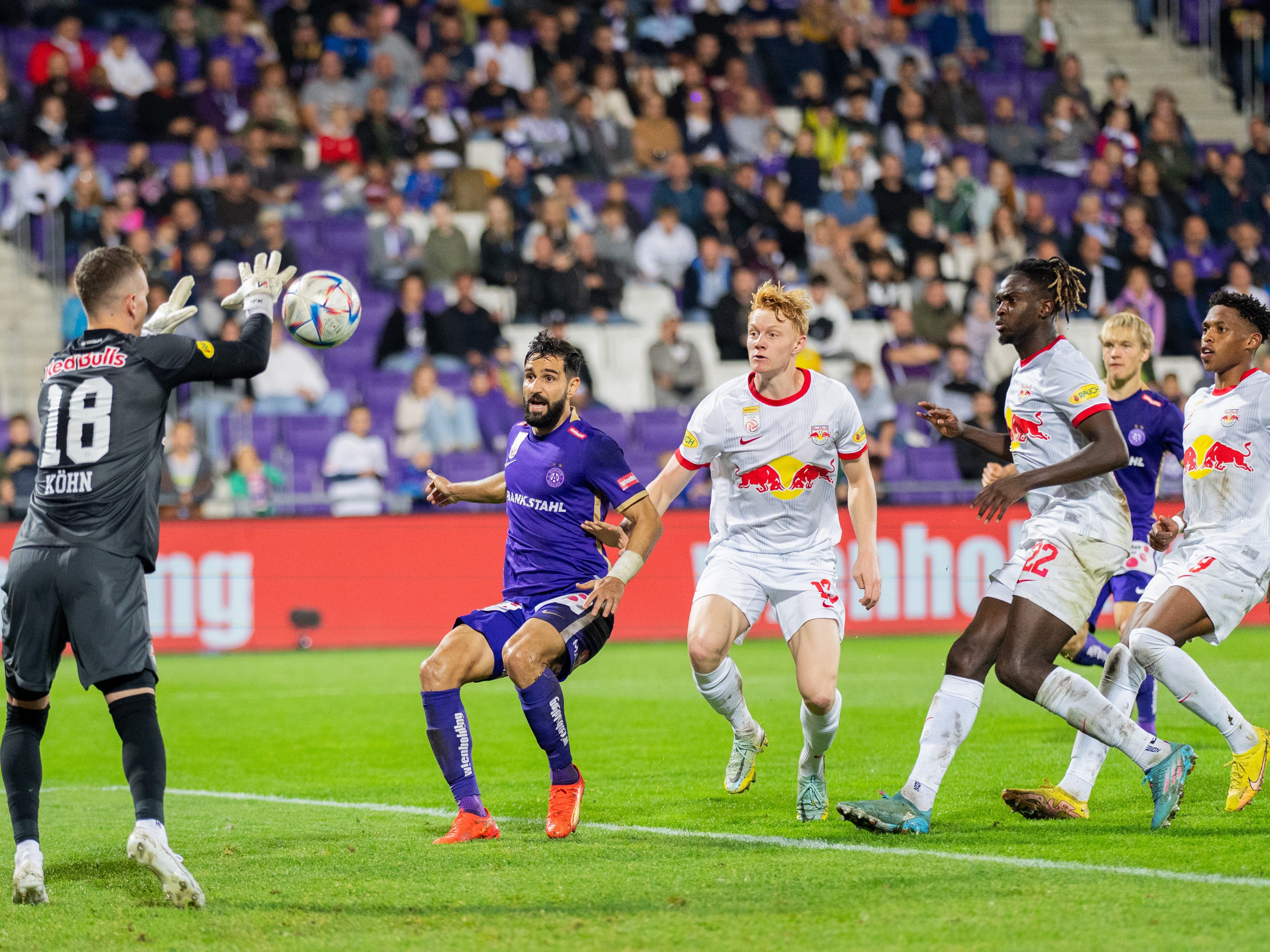 Austria Wien konnte Salzburg am Sonntag nicht bezwingen. Austria Wien konnte Salzburg am Sonntag nicht bezwingen.