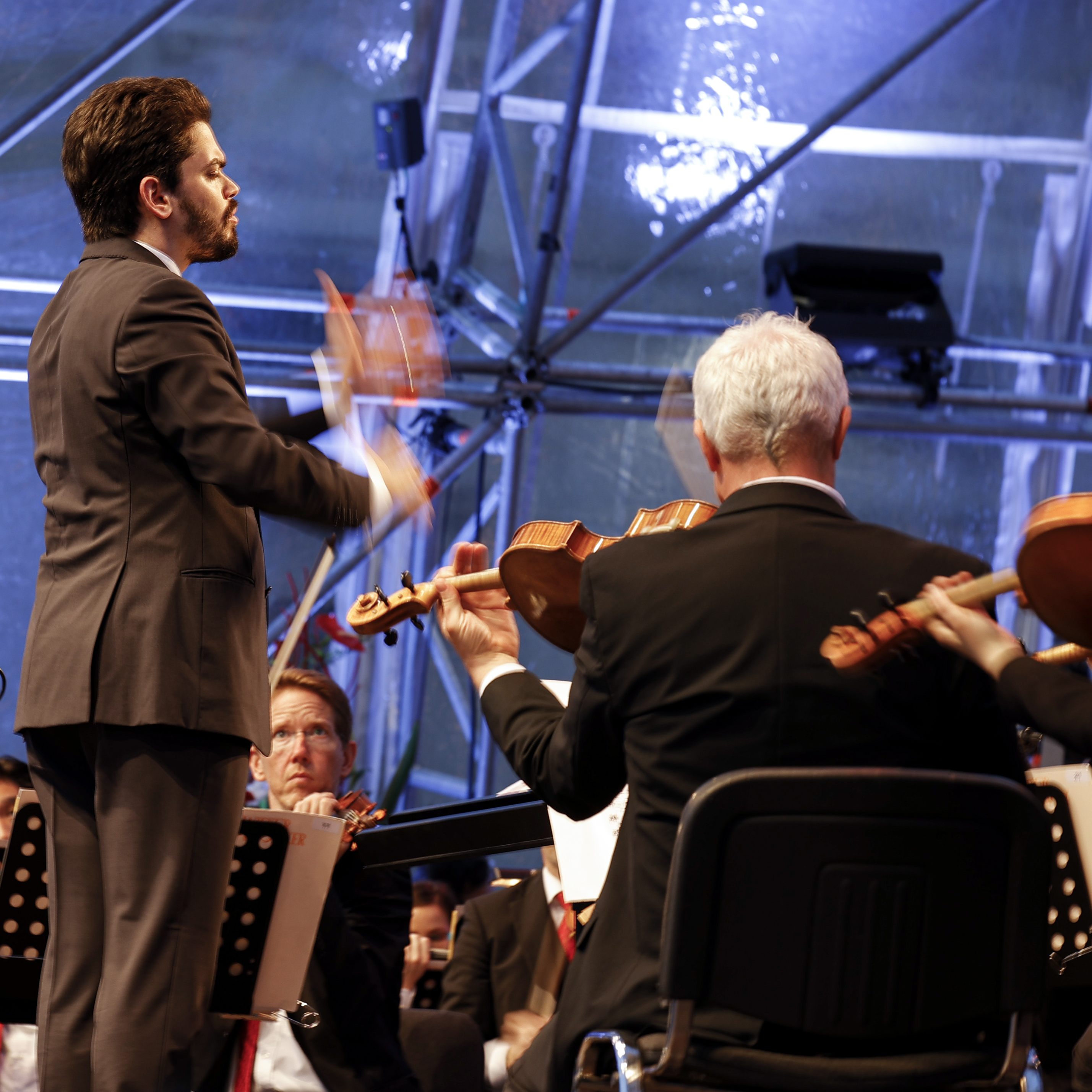 Das Neue-Musik-Festival Wien Modern startet am Samstag mit einem Eröffnungskonzert.