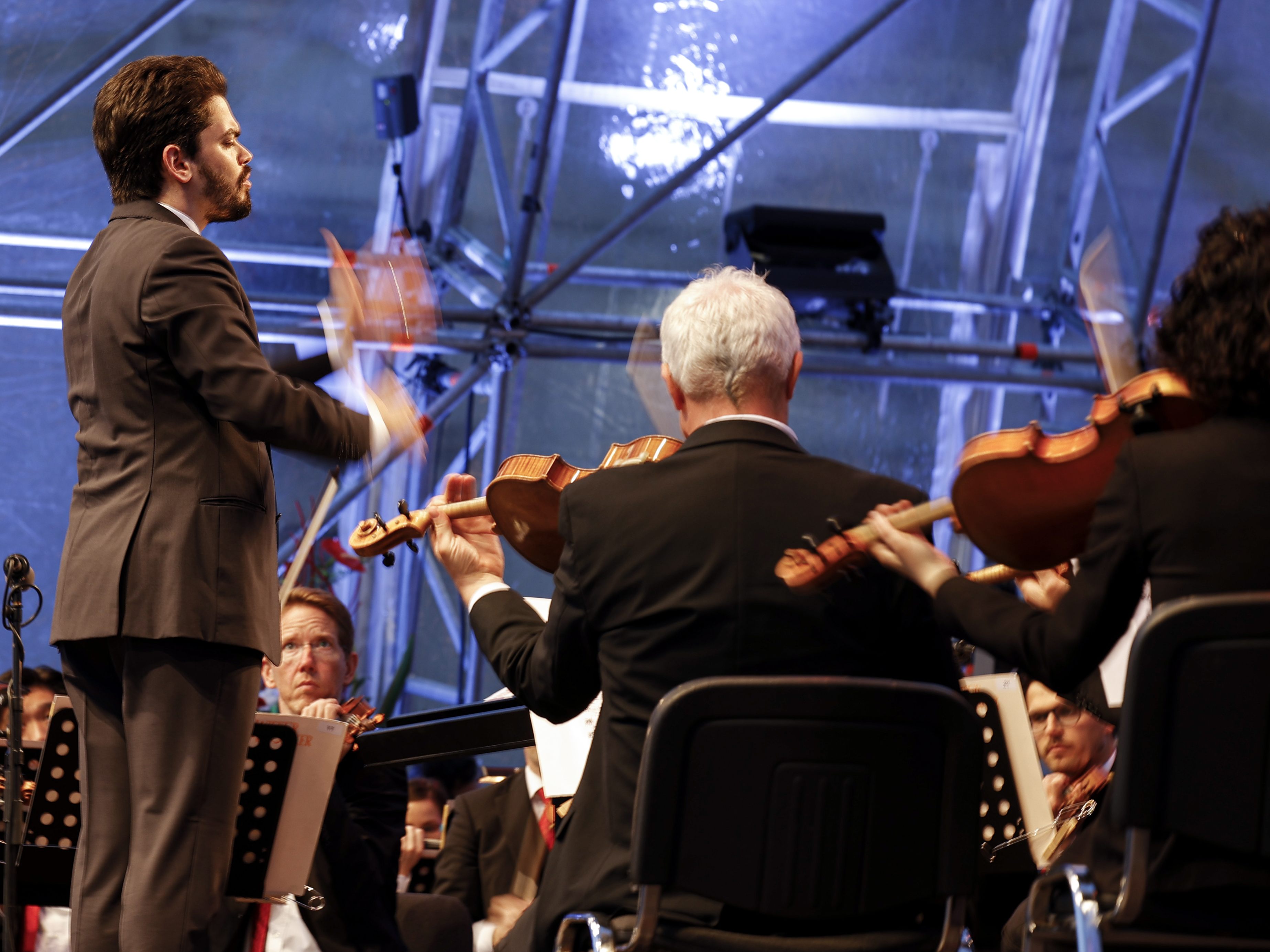 Das Neue-Musik-Festival Wien Modern startet am Samstag mit einem Eröffnungskonzert. Das Neue-Musik-Festival Wien Modern startet am Samstag mit einem Eröffnungskonzert.