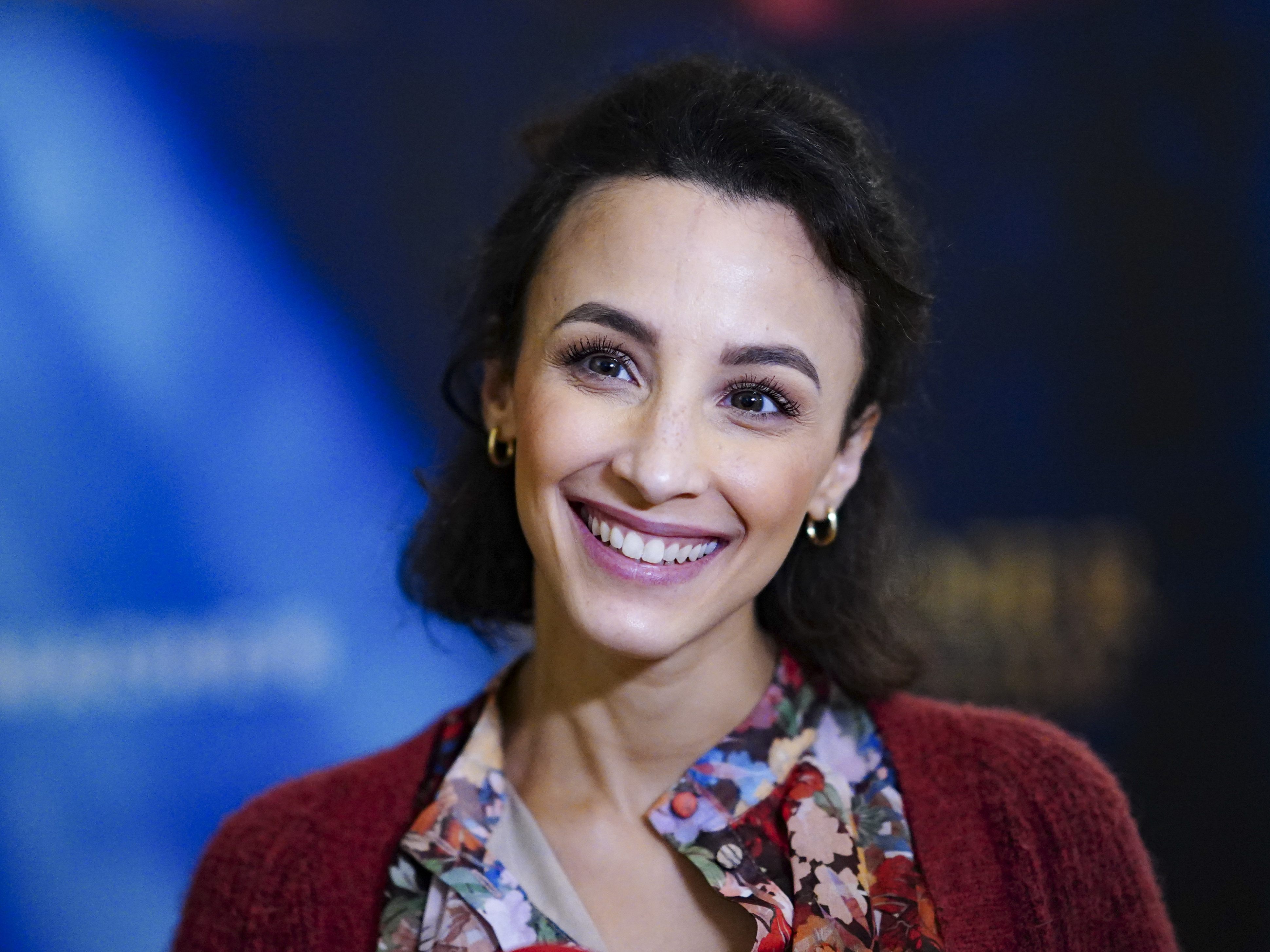 Vienna.at hat Abla Alaoui, die Darstellerin der "Esmeralda" im Musical "Der Glöckner von Notre Dame" interviewt.