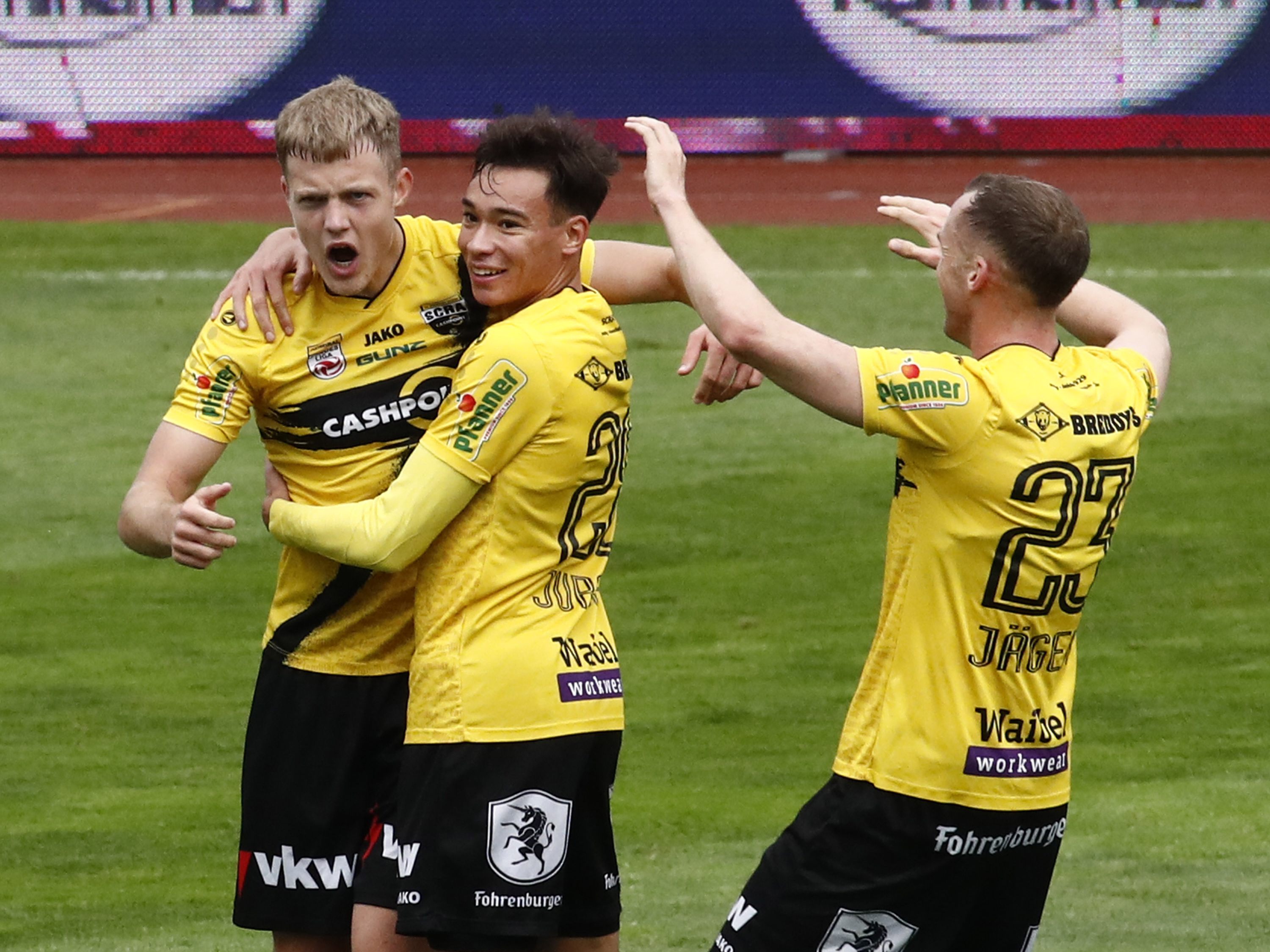 Noah Bischof war mit zwei Treffern und einem Assist der Spieler des Tages. Noah Bischof war mit zwei Treffern und einem Assist der Spieler des Tages.