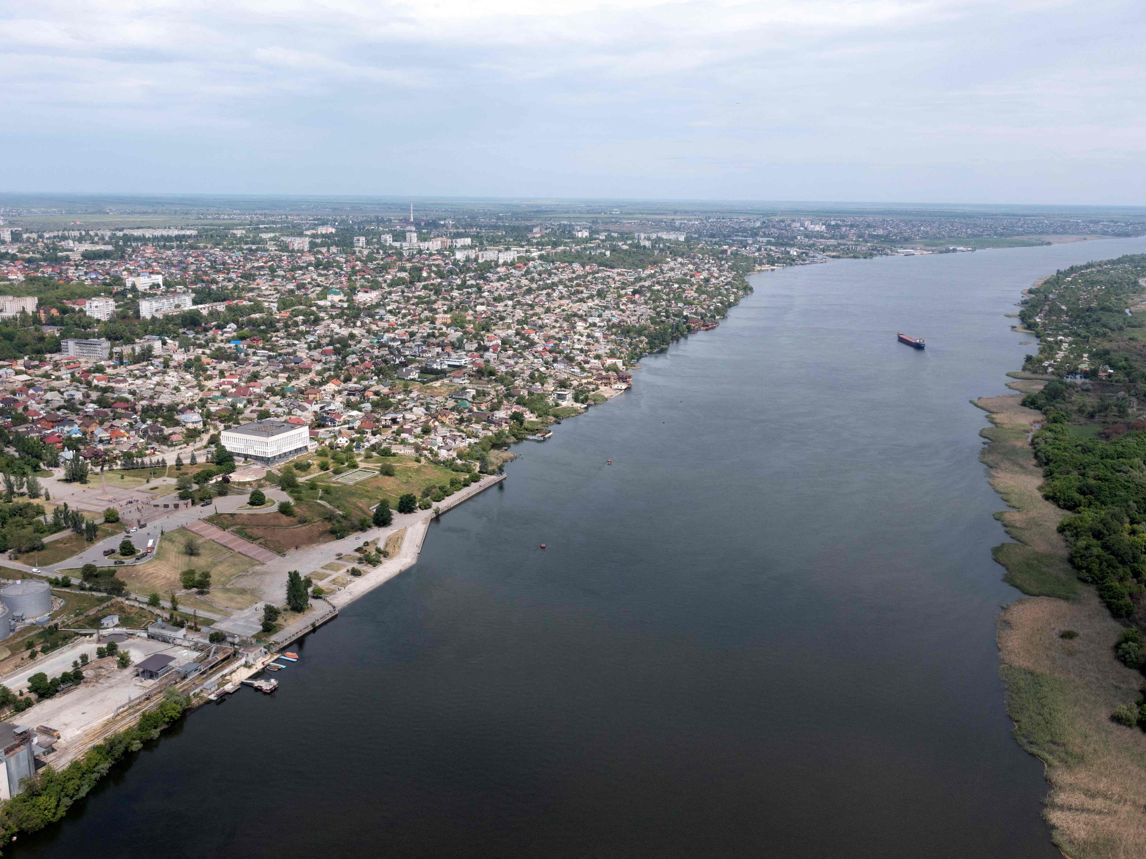 Der Süden der Ukraine beherbergt unter anderem die Stadt Cherson. Der Süden der Ukraine beherbergt unter anderem die Stadt Cherson.