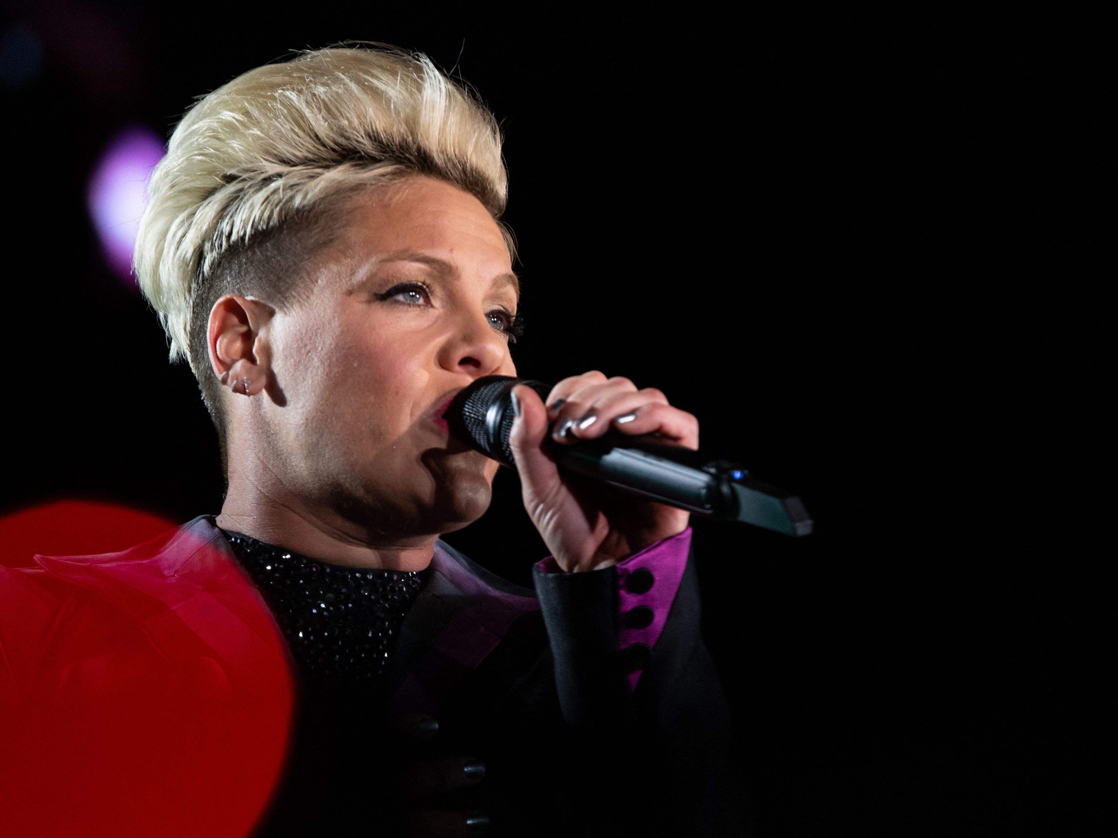 Pink-Fans dürfen sich freuen: Der US-Popstar kommt im Sommer 2023 nach Wien ins Ernst-Happel-Stadion.