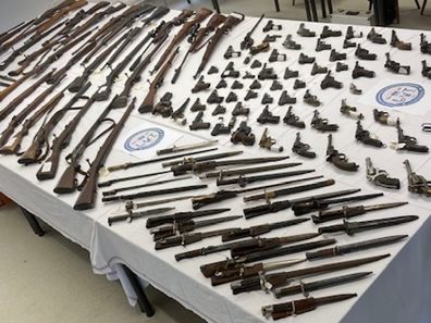 Die Polizei konnte zahlreiche illegale Waffen in Wien und NÖ sicherstellen.