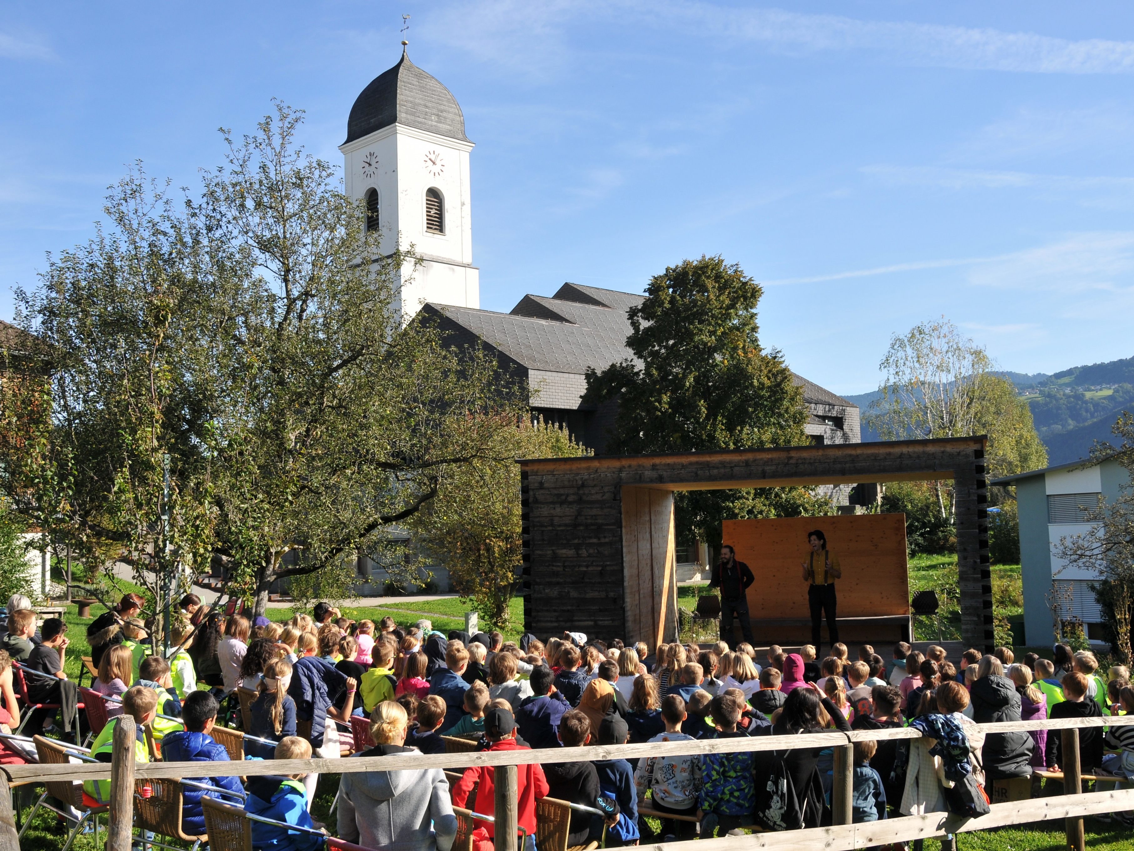 Kindertheater in Göfis - Die Begeisterung war groß! Kindertheater in Göfis - Die Begeisterung war groß!