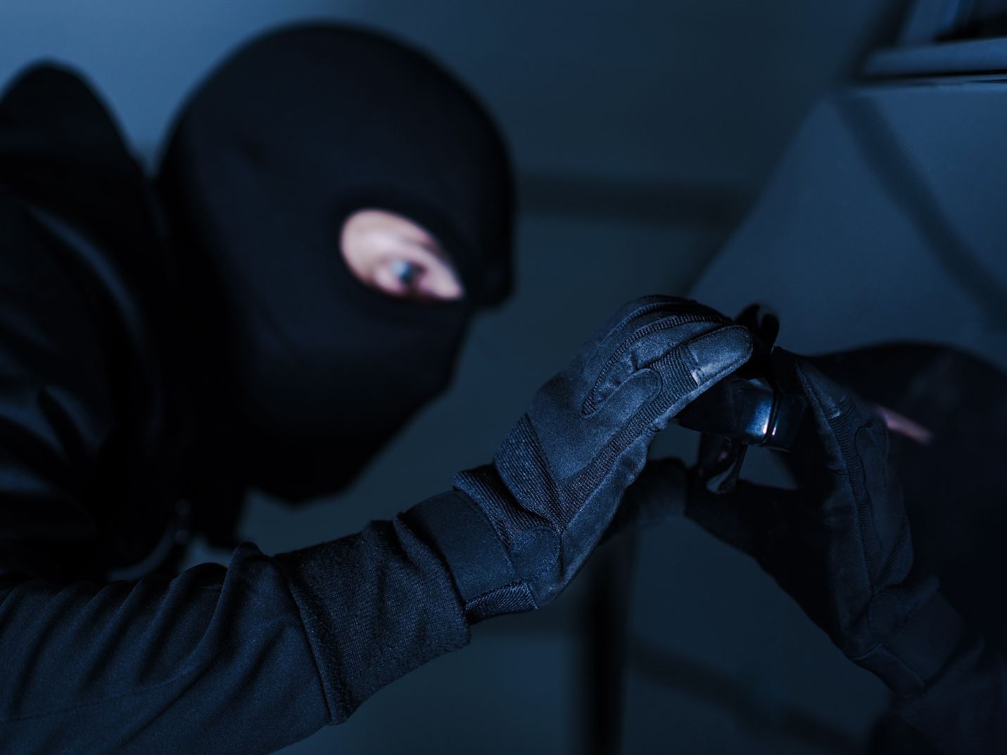 Die Polizei bittet um Hinweise aus der Bevölkerung.