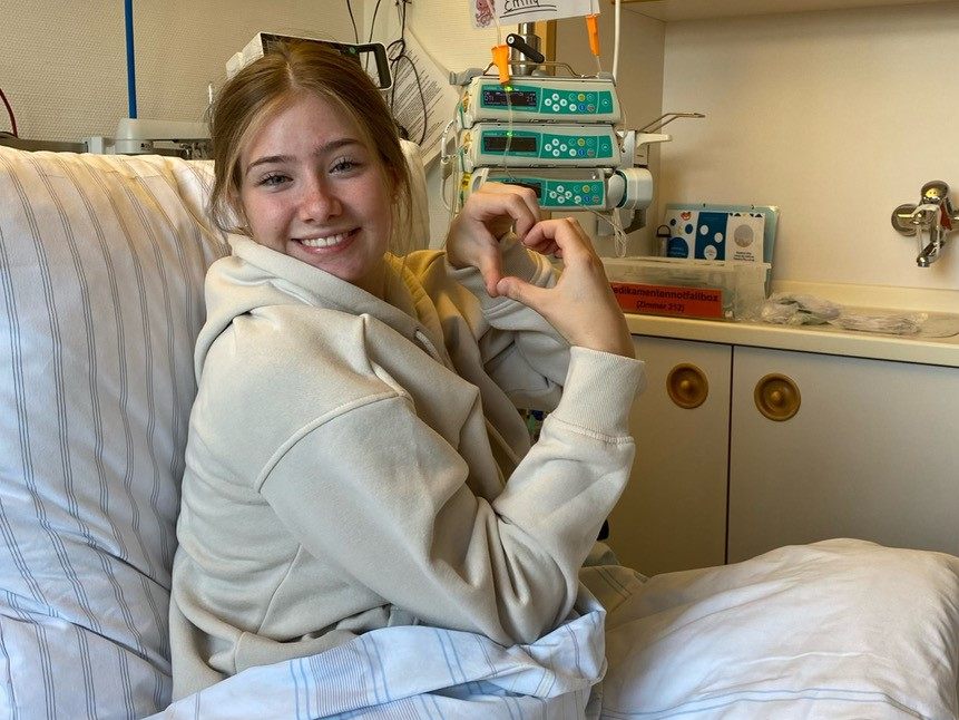 Emily (16) braucht dringend einen Lebensretter. Emily (16) braucht dringend einen Lebensretter.