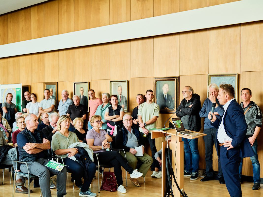 Thomas Rogatschnig (Kelag Energie & Wärme) informierte über Ausbaupläne und Anschlussmöglichkeiten.