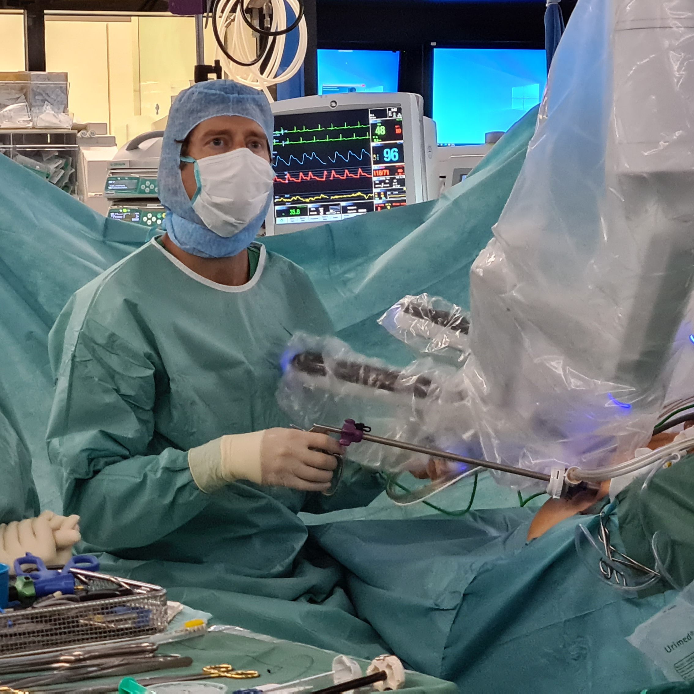 Die Eingriffe erfolgen minimalinvasiv und sind dadurch besonders schonend.