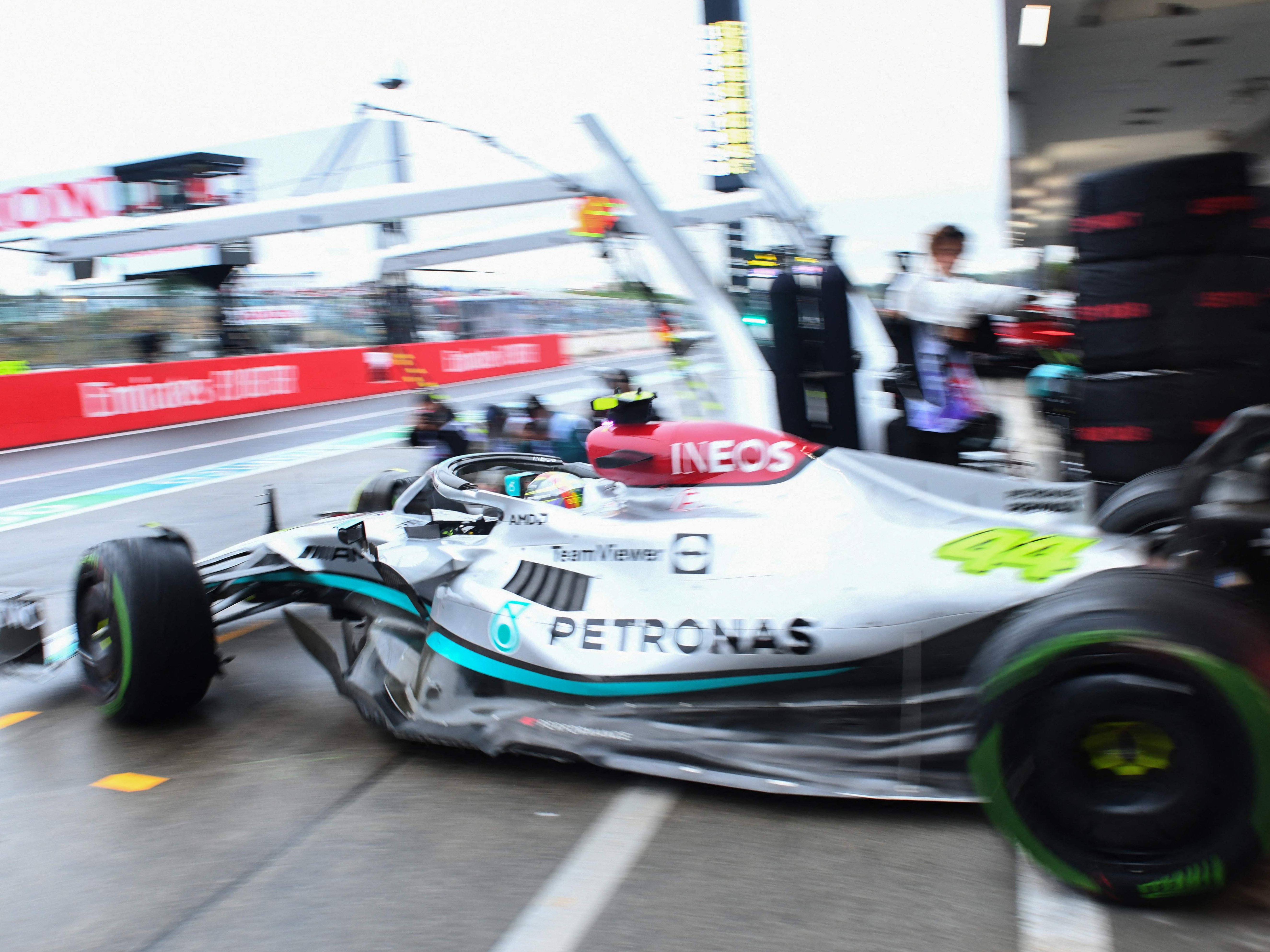 Beide MErcedes waren am Freitag in Suzuka schneller als die Konkurrenz. Beide MErcedes waren am Freitag in Suzuka schneller als die Konkurrenz.