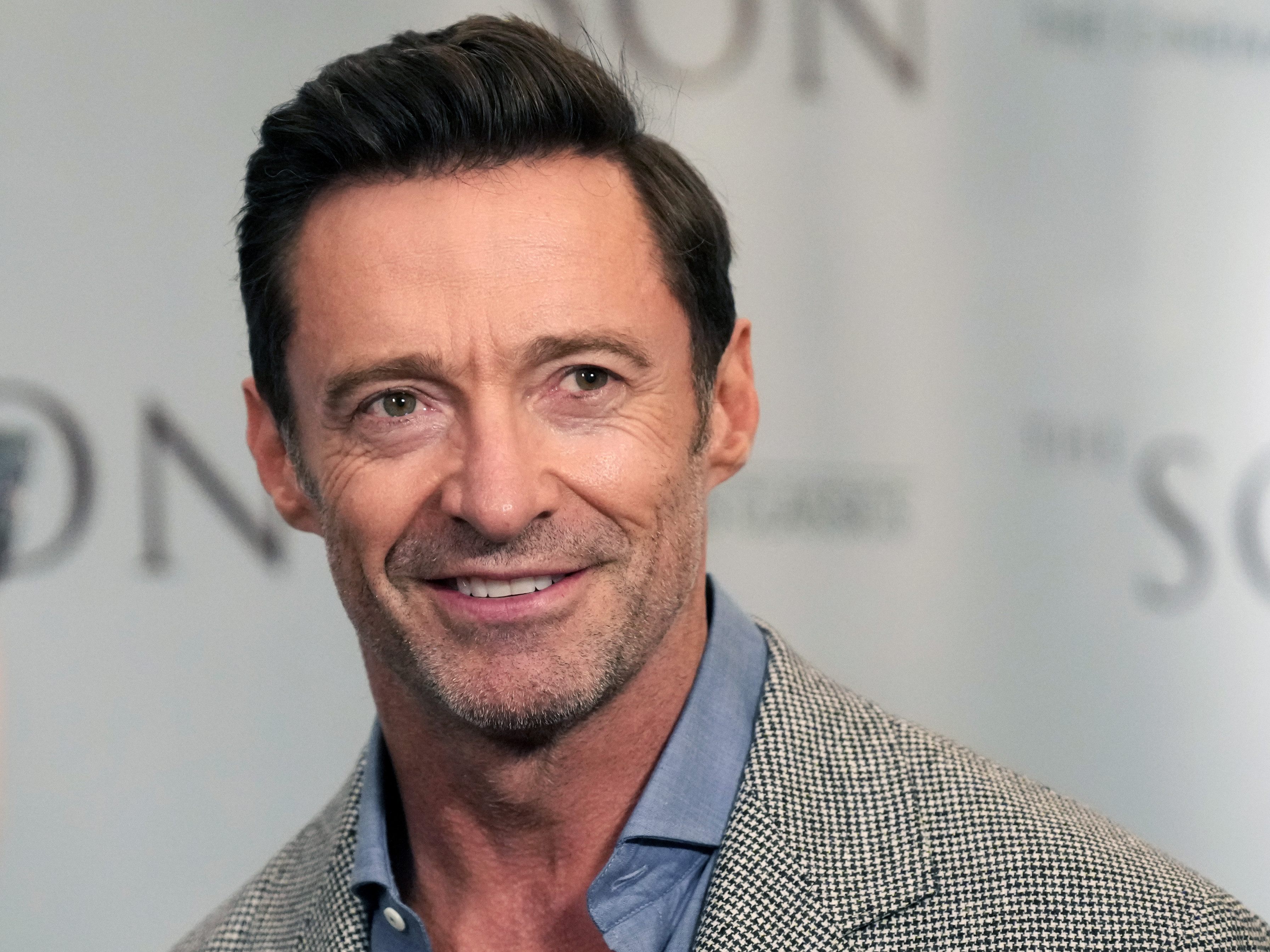 Hollywoodstar Hugh Jackman erzählte über ein peinliches Casting neben Schauspielerin Sandra Bullock. Hollywoodstar Hugh Jackman erzählte über ein peinliches Casting neben Schauspielerin Sandra Bullock.
