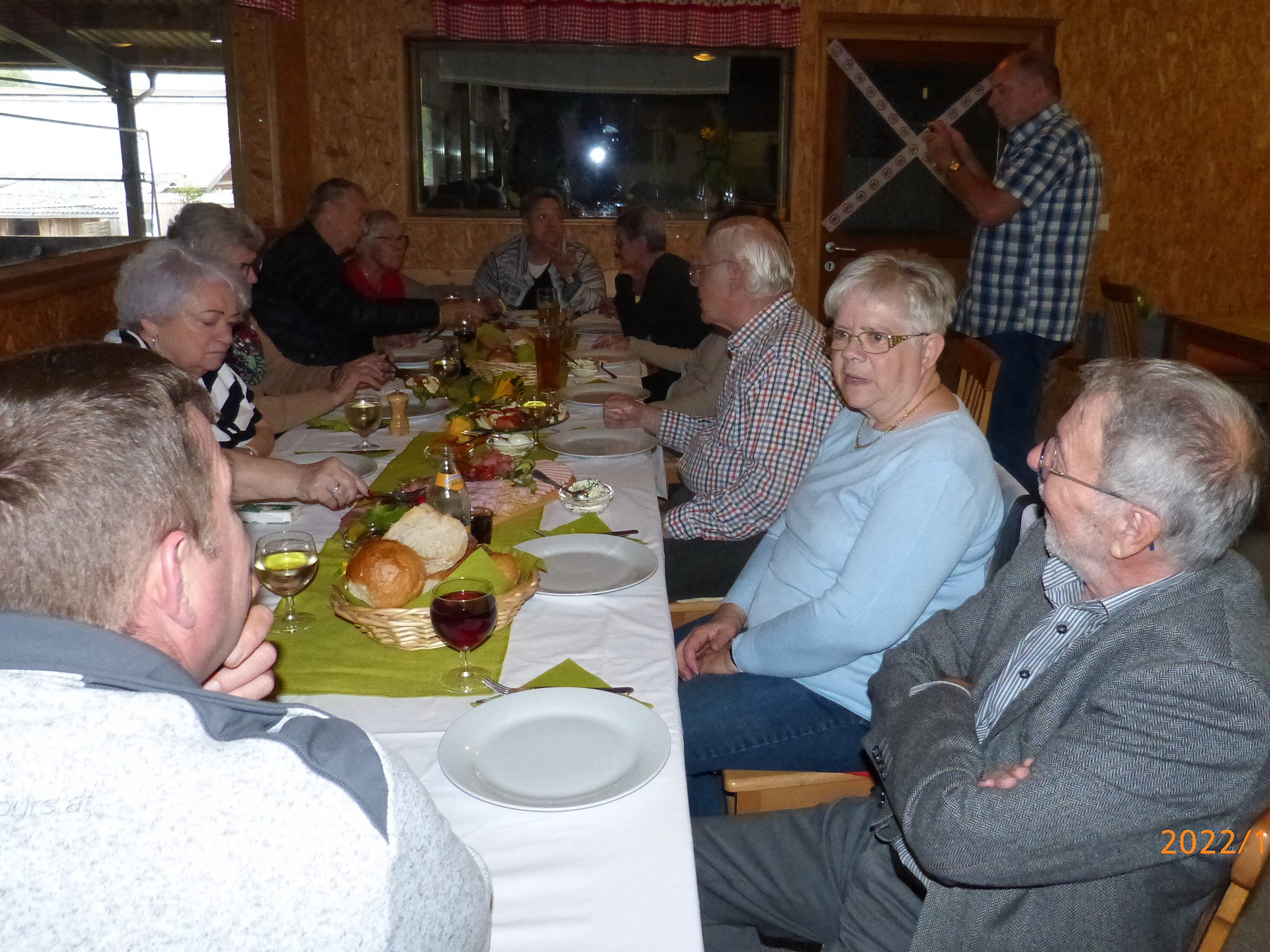 Mitglieder des SB Götzis bei Gertruds Mostschenke Mitglieder des SB Götzis bei Gertruds Mostschenke