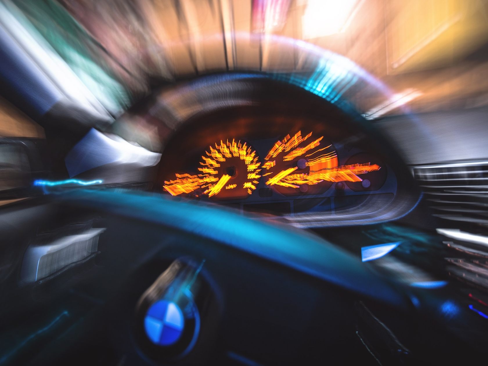 Eine junge Raserin war am Montag auf der S5 Richtung Krems im Bezirk Tulln mit 226 km/h unterwegs. Eine junge Raserin war am Montag auf der S5 Richtung Krems im Bezirk Tulln mit 226 km/h unterwegs.
