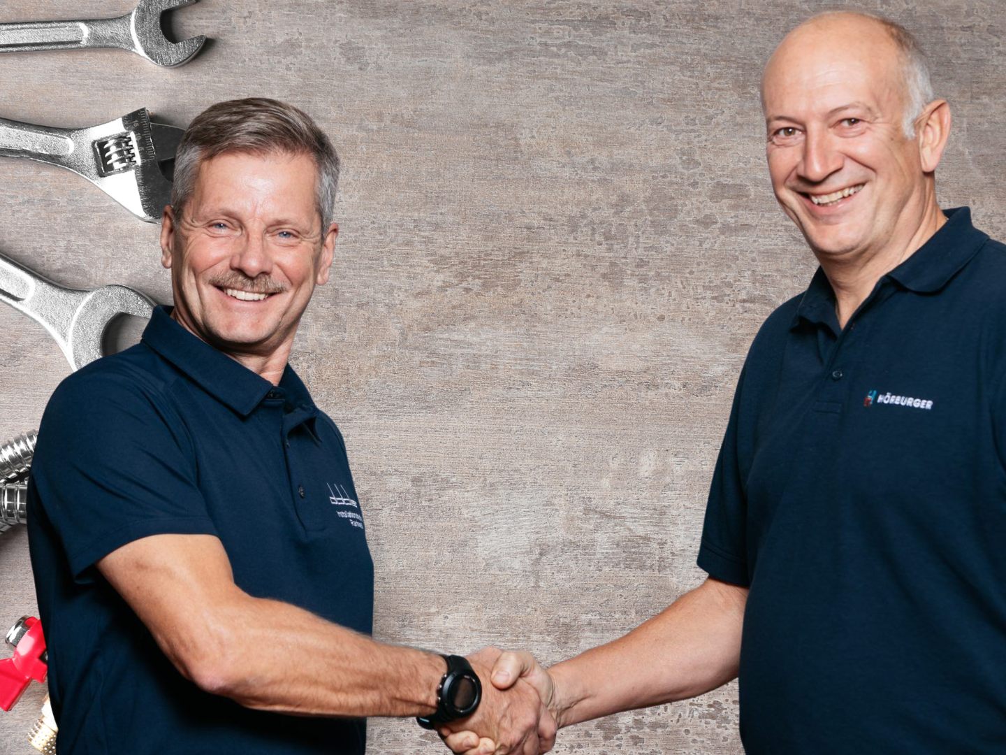 Christian Dobler (li.) und Hörburger-Geschäftsführer Bertram Hörburger regeln die Nachfolge von Dobler Installationstechnik. Fa/mathis