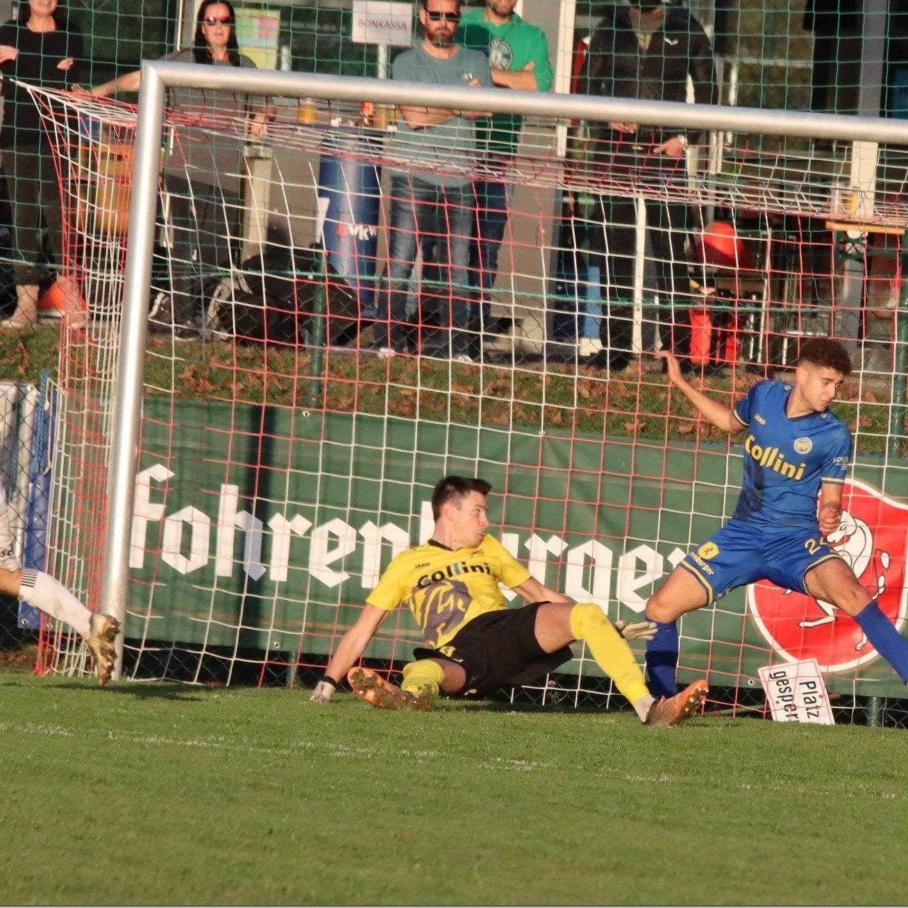 Mathias Bechter traf hier zum 2:1 für Rot-Weiß.