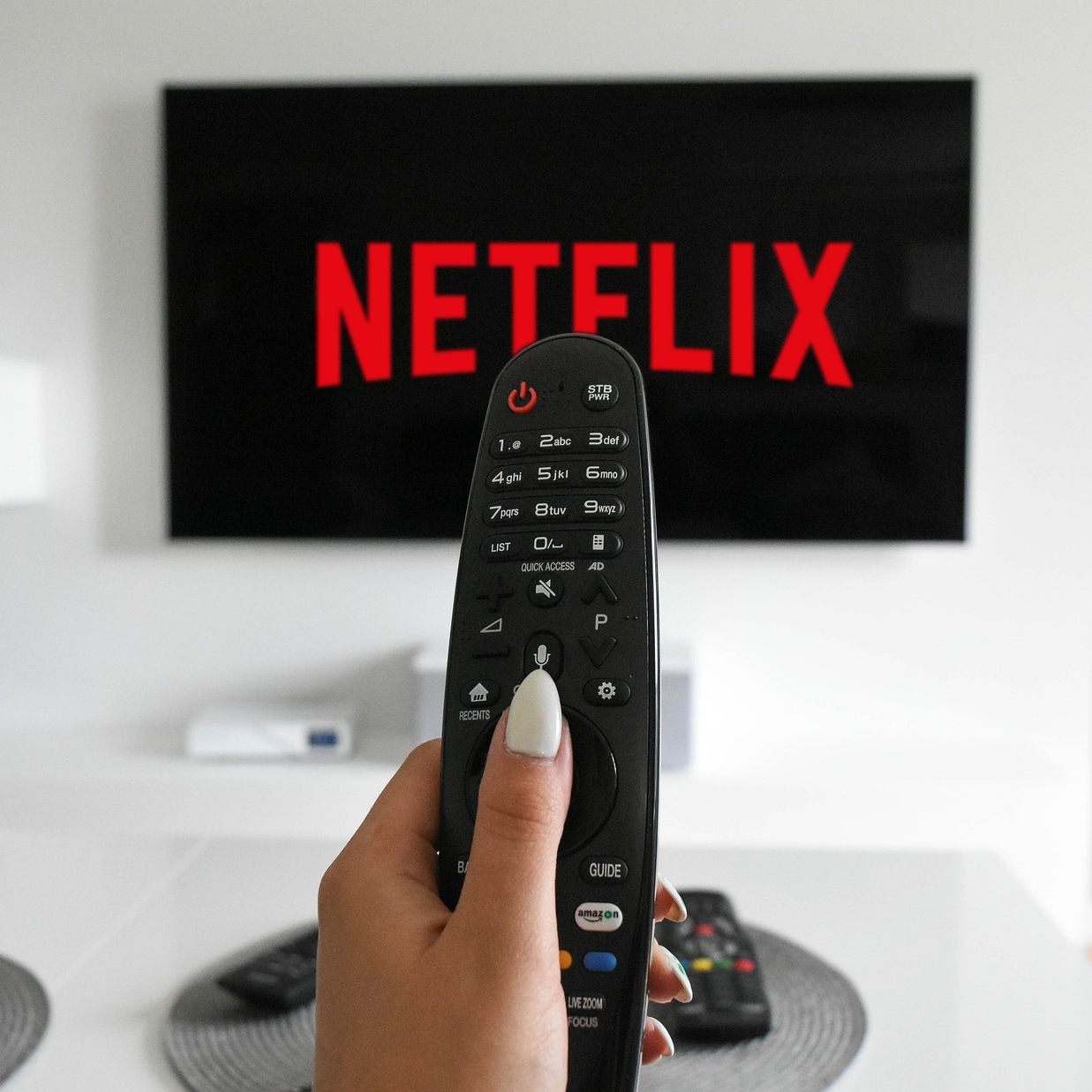 Netflix-Kunden sollen bei Account-Sharing ab 2023 zur Kasse gebeten werden.