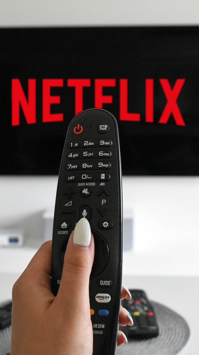 Netflix-Kunden sollen bei Account-Sharing ab 2023 zur Kasse gebeten werden.
