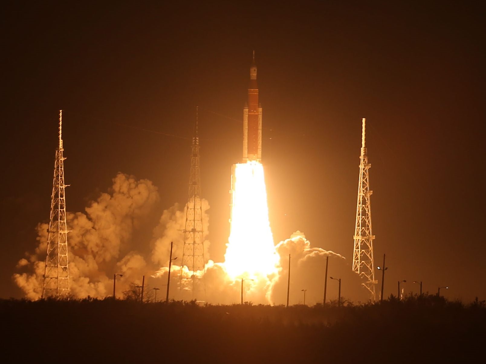 Die NASA-Mondmission Artemis I ist am Mittwoch erfolgreich gestartet. Die NASA-Mondmission Artemis I ist am Mittwoch erfolgreich gestartet.