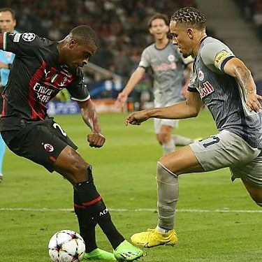 Noah Okafor war beim 1:1 im Hinspiel gegen Milan erfolgreich