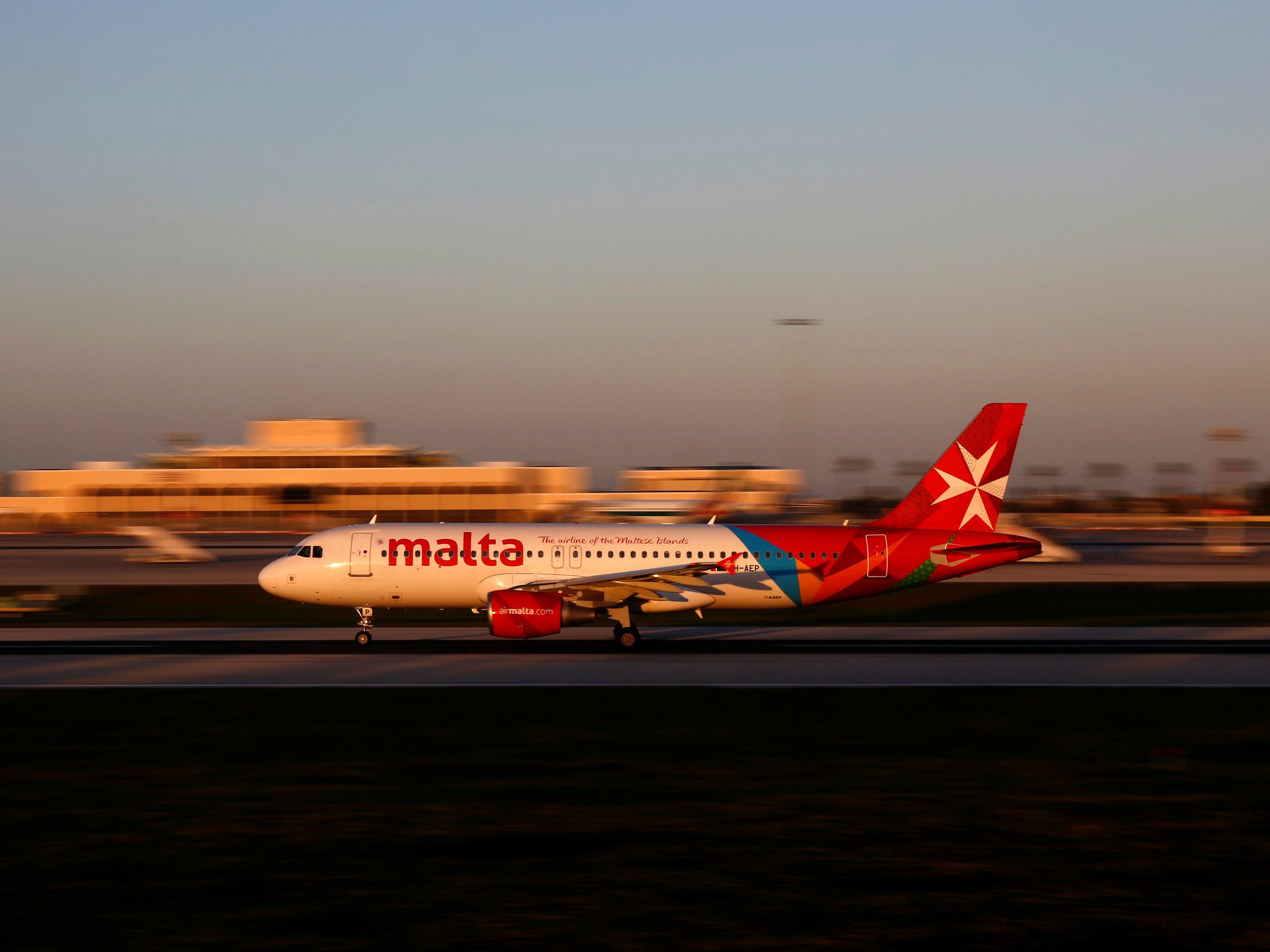 Air Malta-Maschine nach Wien musste nach Start notlanden.