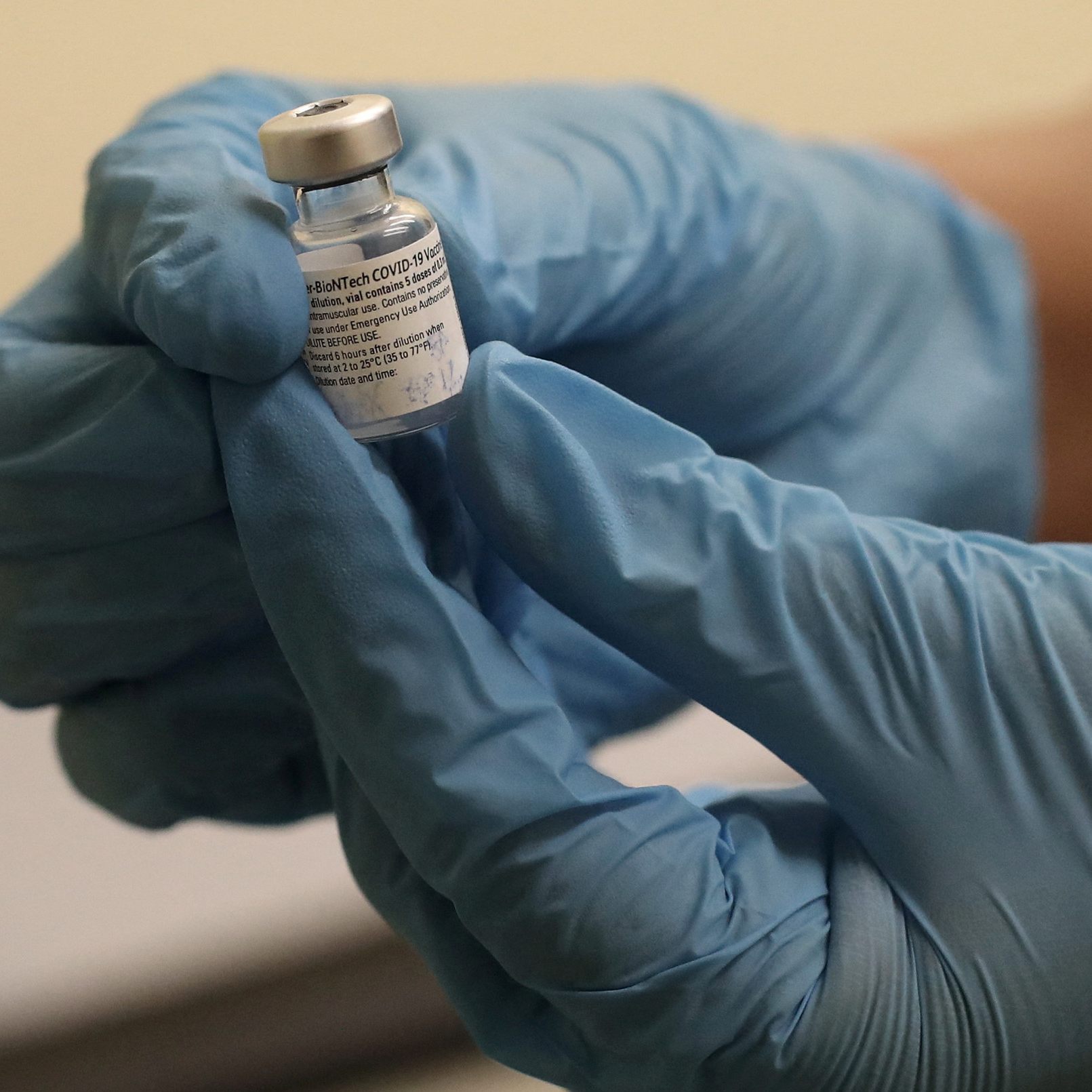 Biontech sagt: Der neue Impfstoff ist viel wirksamer.