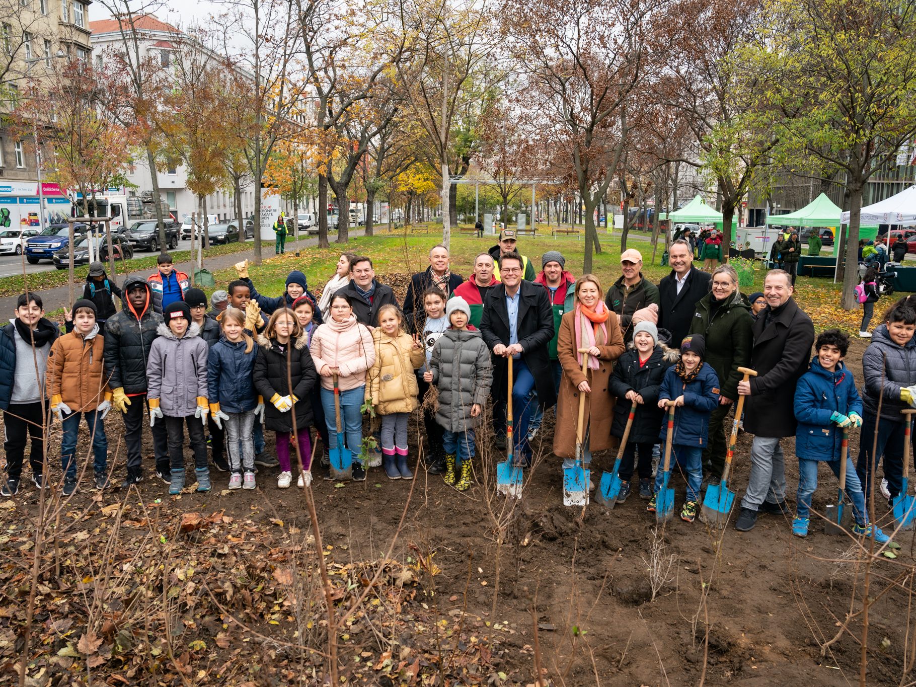 Mitten in Wien wurde ein "Miniwald" gepflanzt.