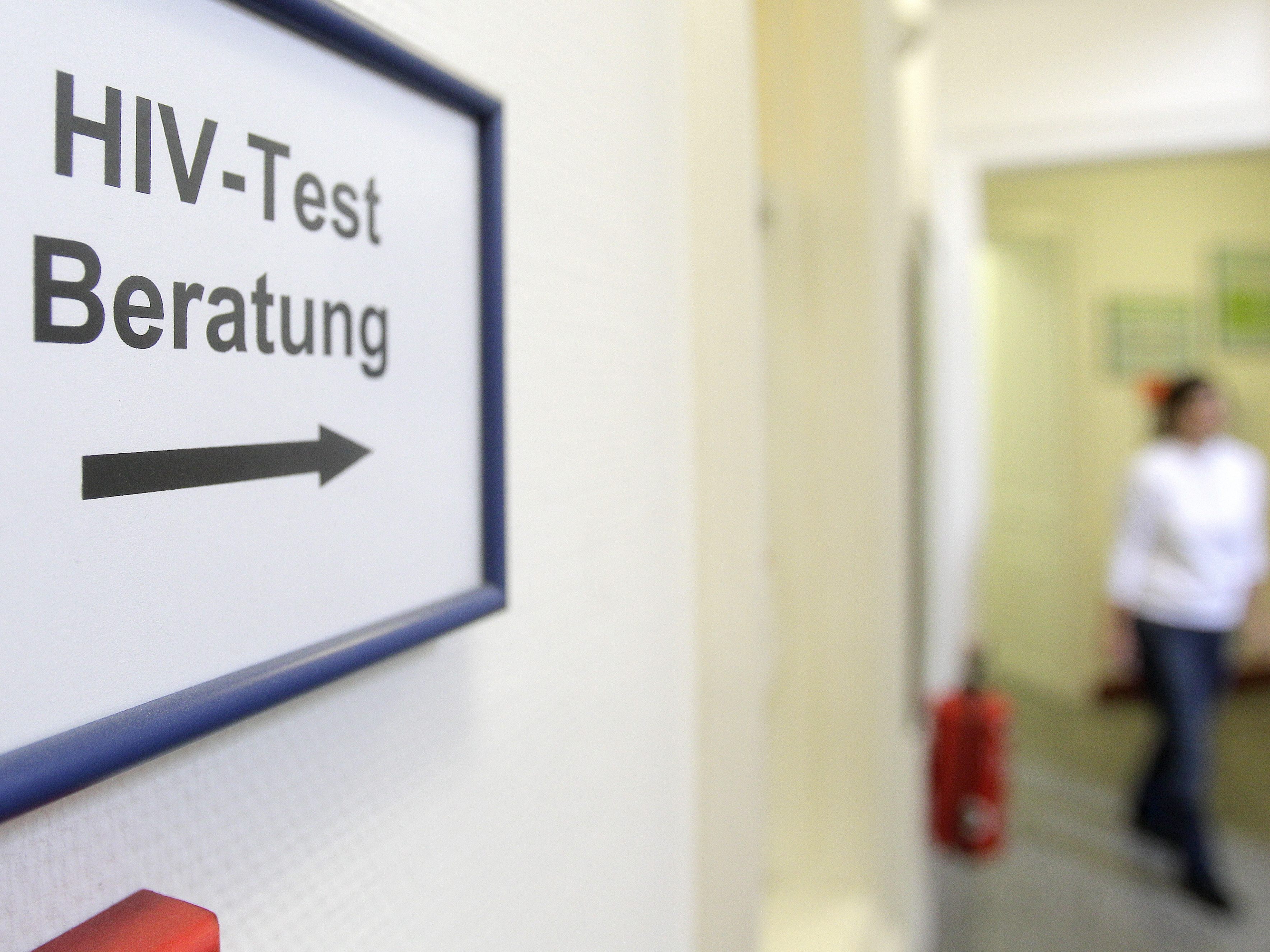 Im Schnitt bekommt in Österreich eine Person pro Tag eine HIV-Neudiagnose.