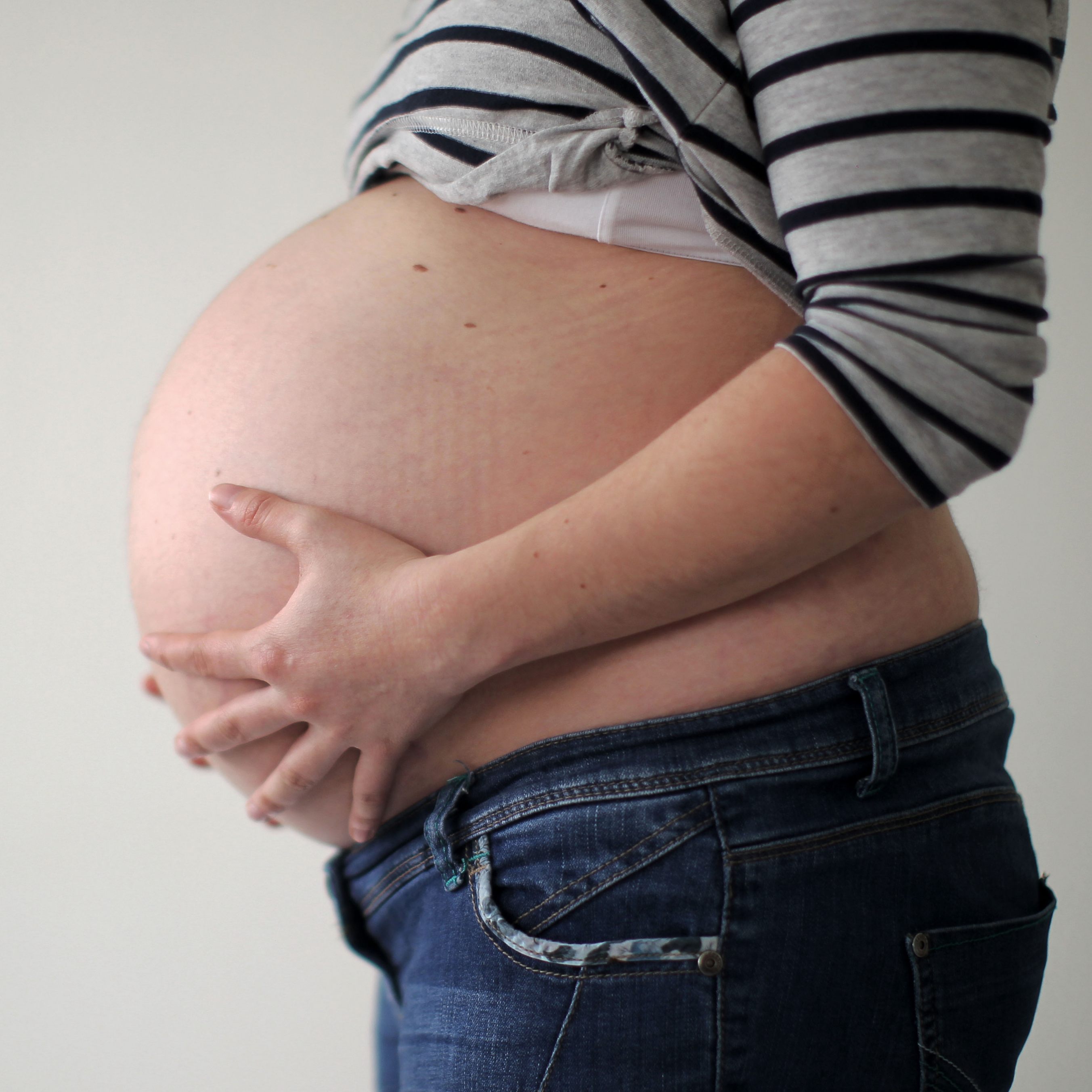 Eine neue Impfung für Schwangere soll Babys vor dem RSV-Virus schützen.