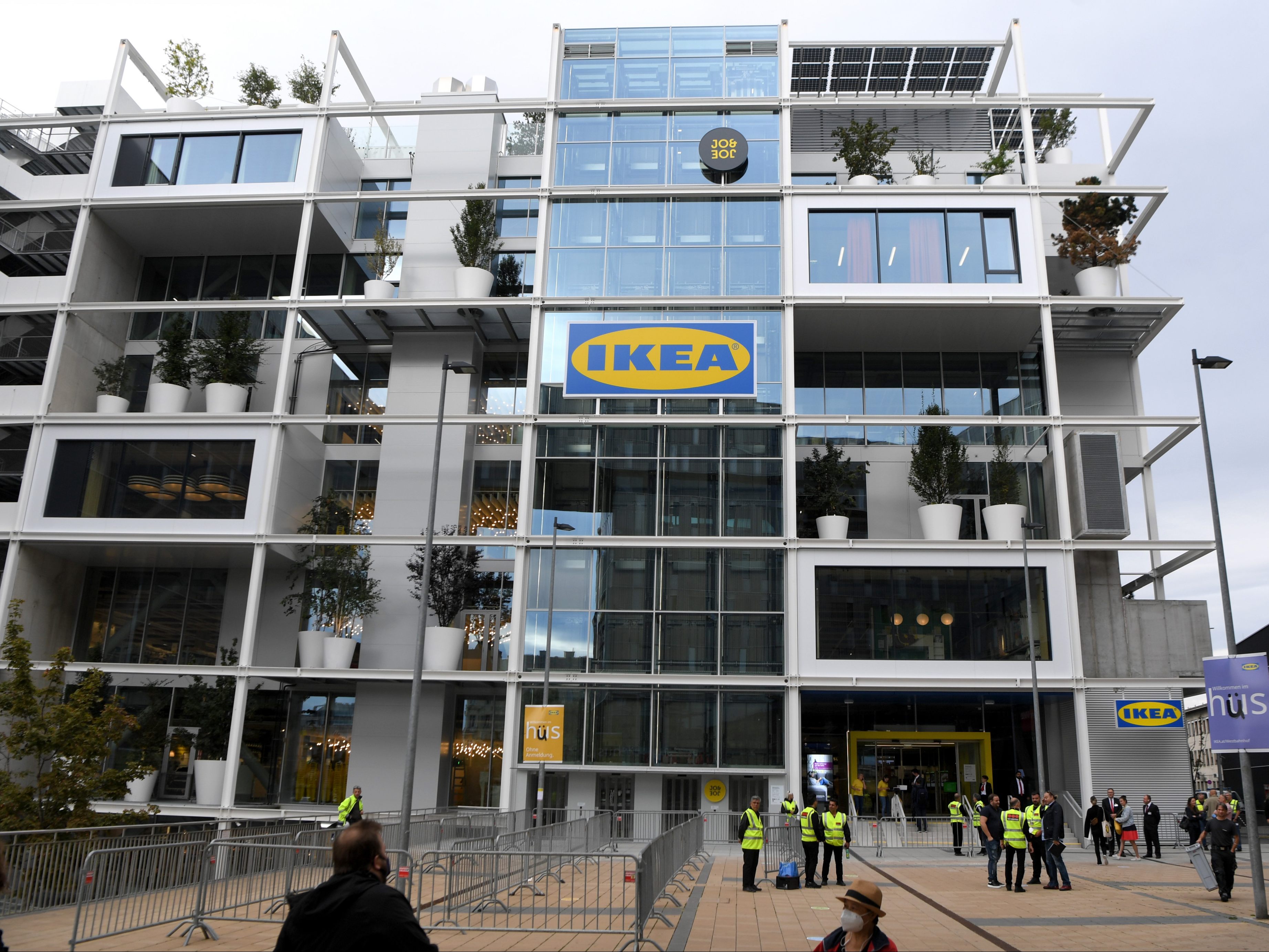 Der Bauherrenpreis 2022 ging an den Ikea beim Wiener Westbahnhof.