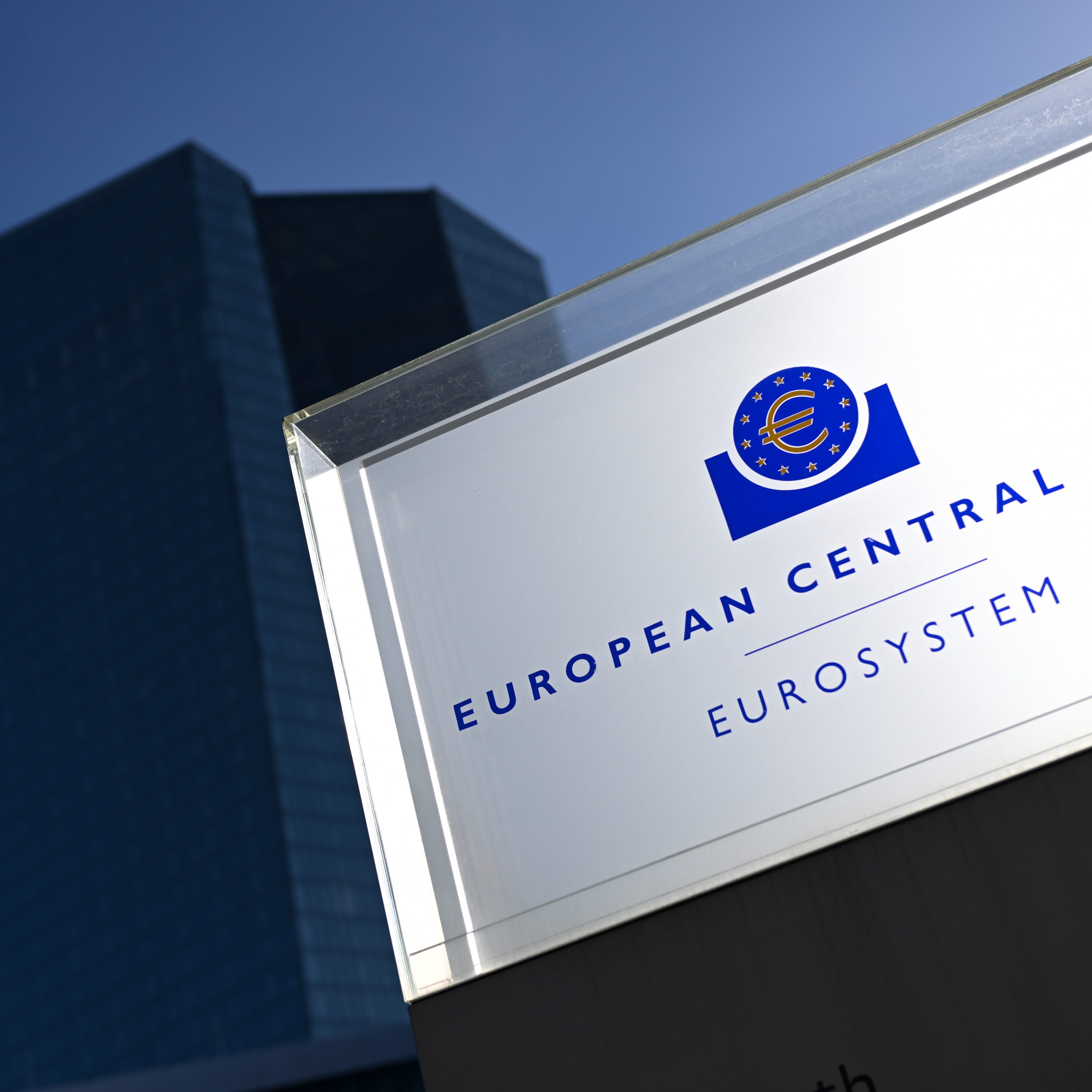 OeNB-Chef Holzmann für weitere EZB-Zinsanhebung um 0,75 Punkte.