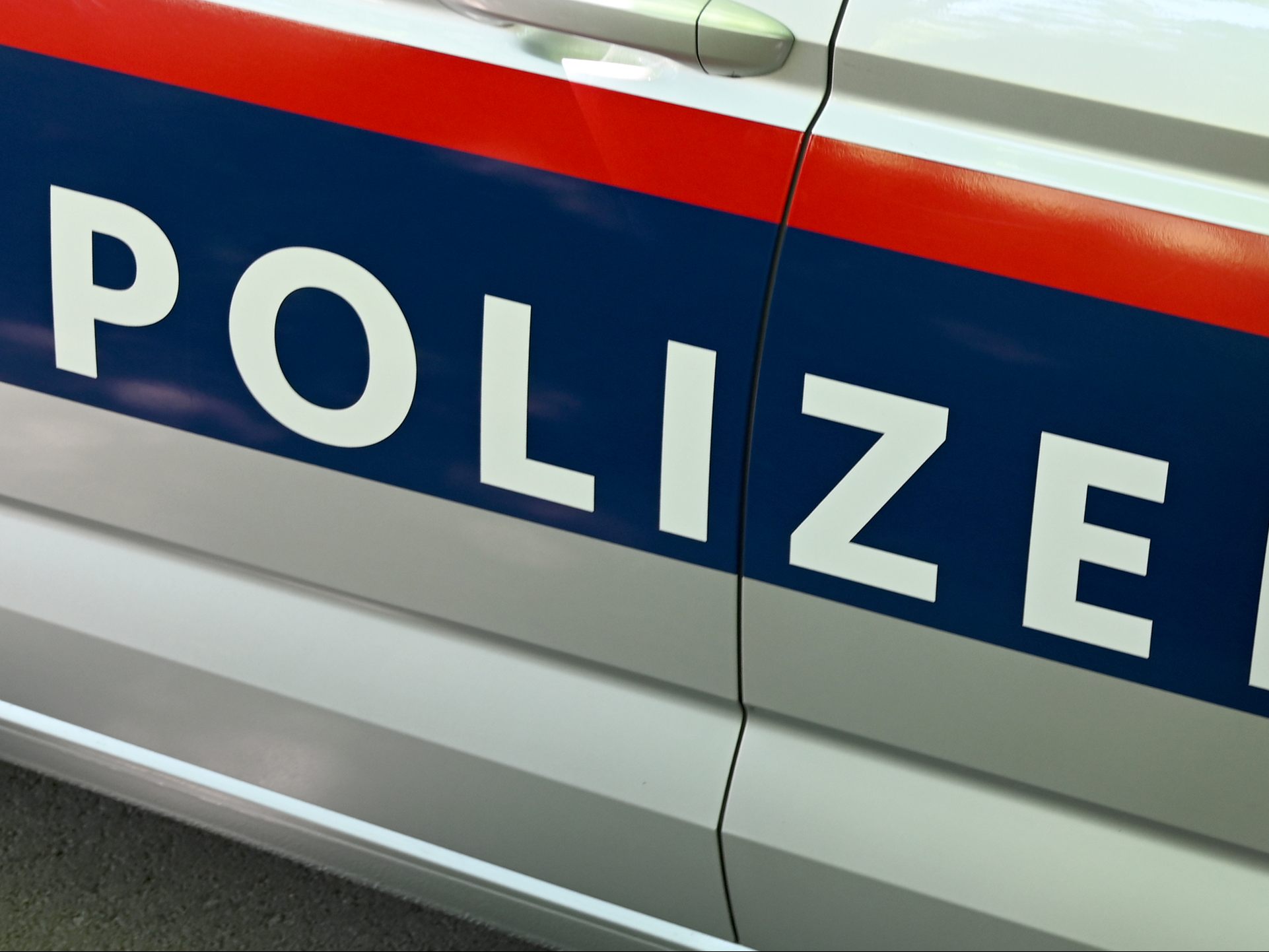 Ein Streit zwischen zwei Männern in einem Hotelzimmer in Wien eskalierte.