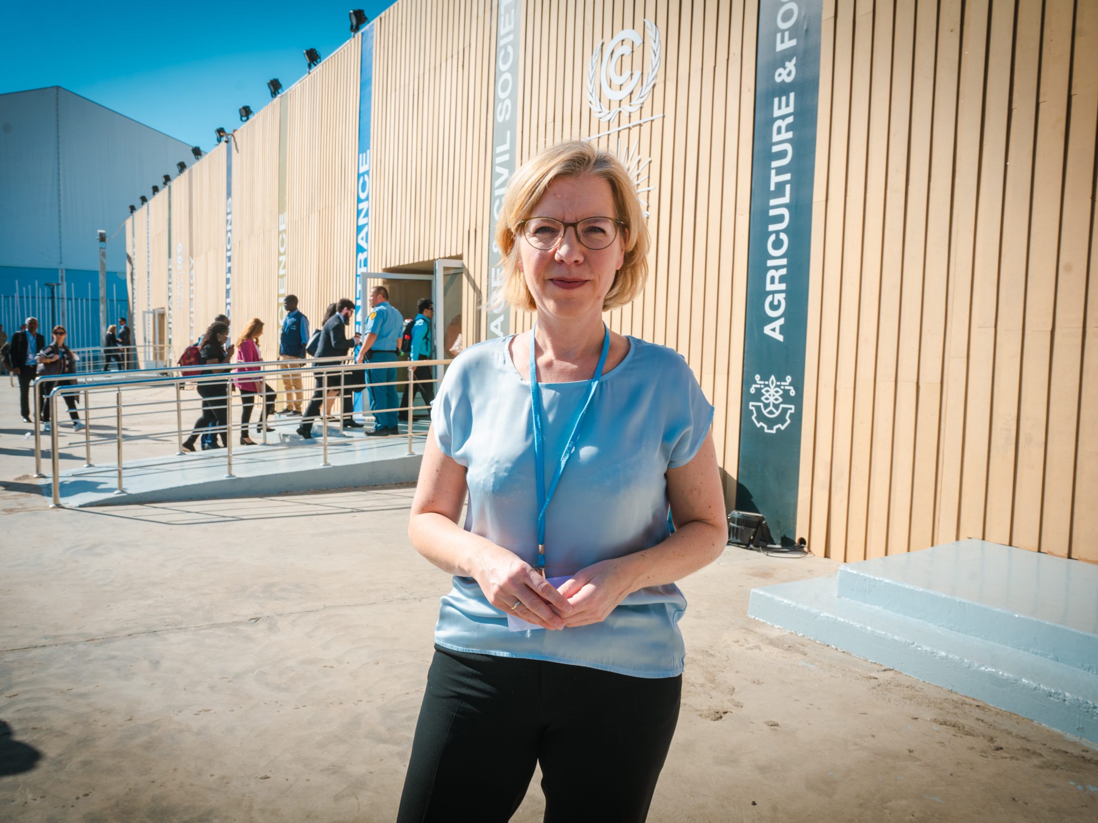 Umweltministerin Gewessler fordert bei der Weltklimakonferenz Staaten zu mehr Klimaschutz auf. Umweltministerin Gewessler fordert bei der Weltklimakonferenz Staaten zu mehr Klimaschutz auf.