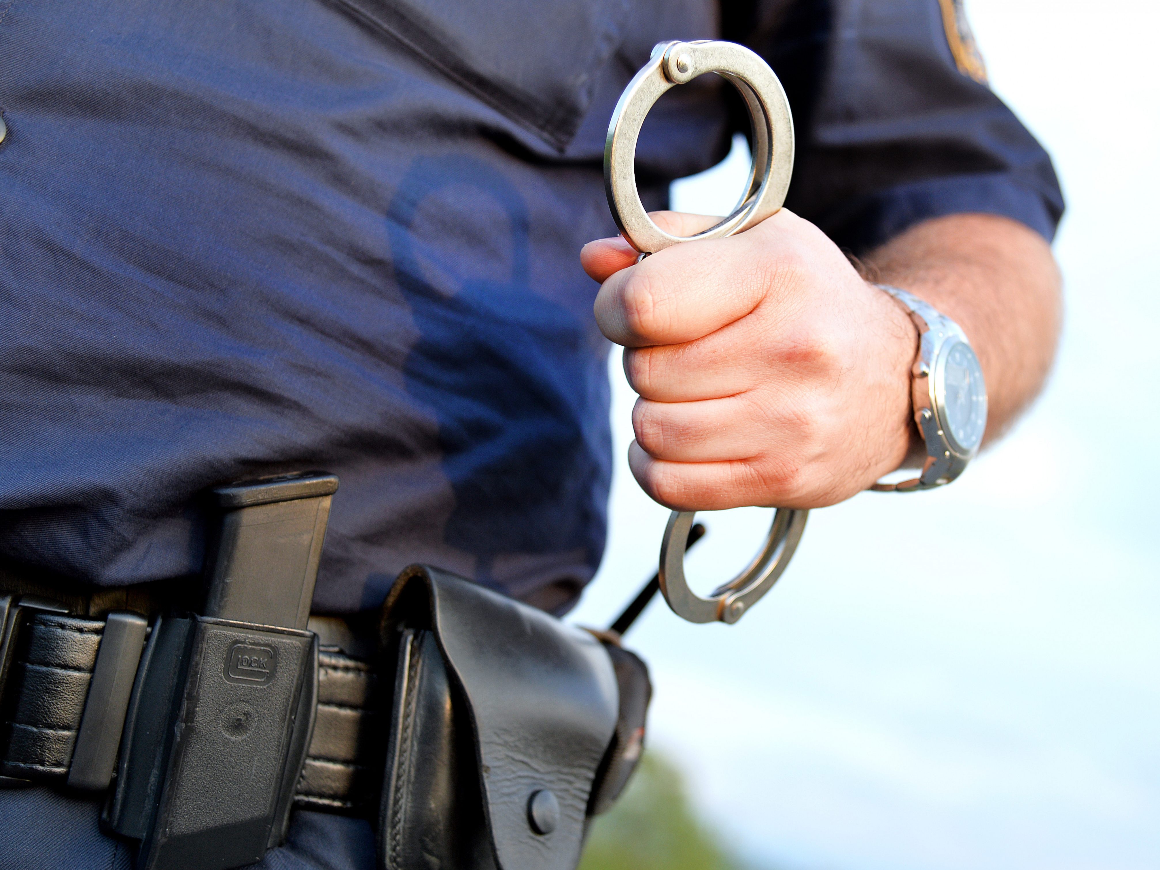 Die Wiener Polizei hat nach der Vergewaltigung einer 18-Jährige am Praterstern einen weiteren Verdächtigen gefasst. Die Wiener Polizei hat nach der Vergewaltigung einer 18-Jährige am Praterstern einen weiteren Verdächtigen gefasst.