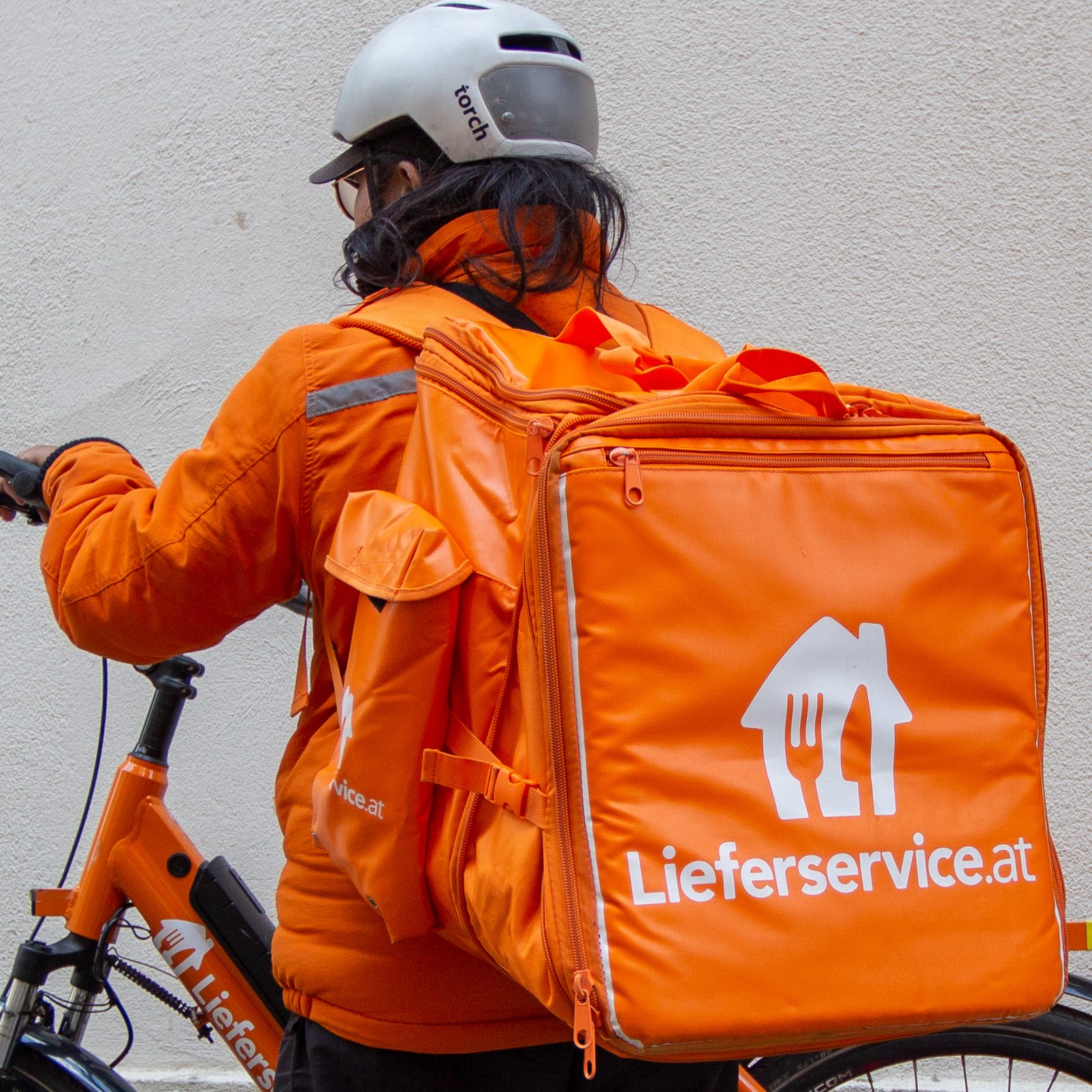 Die Gewerkschaft fordert eine Anhebung des Mindestlohns für Fahrradboten.