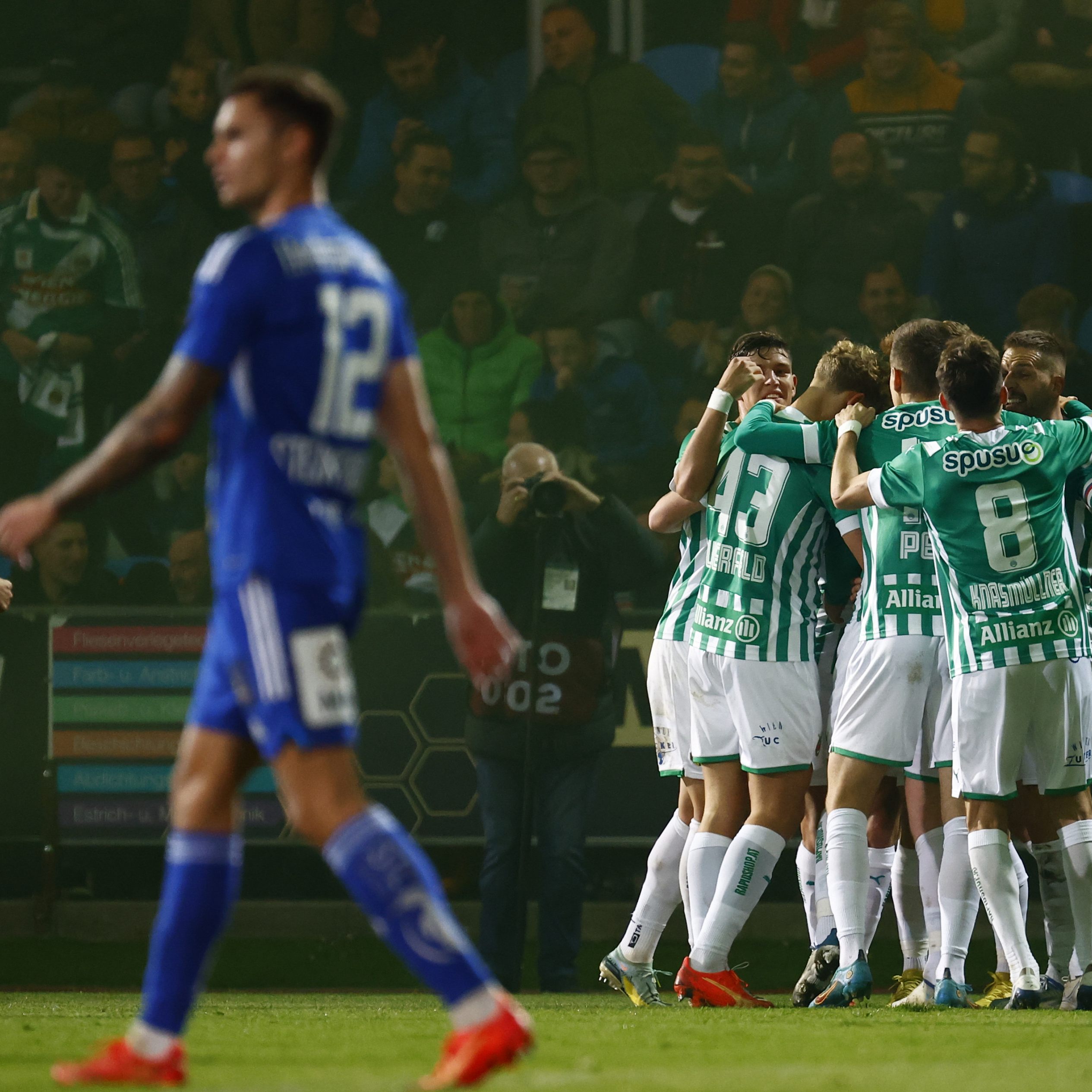 Rapid erzielte knapp vor Spielende das Siegestor gegen Hartberg.