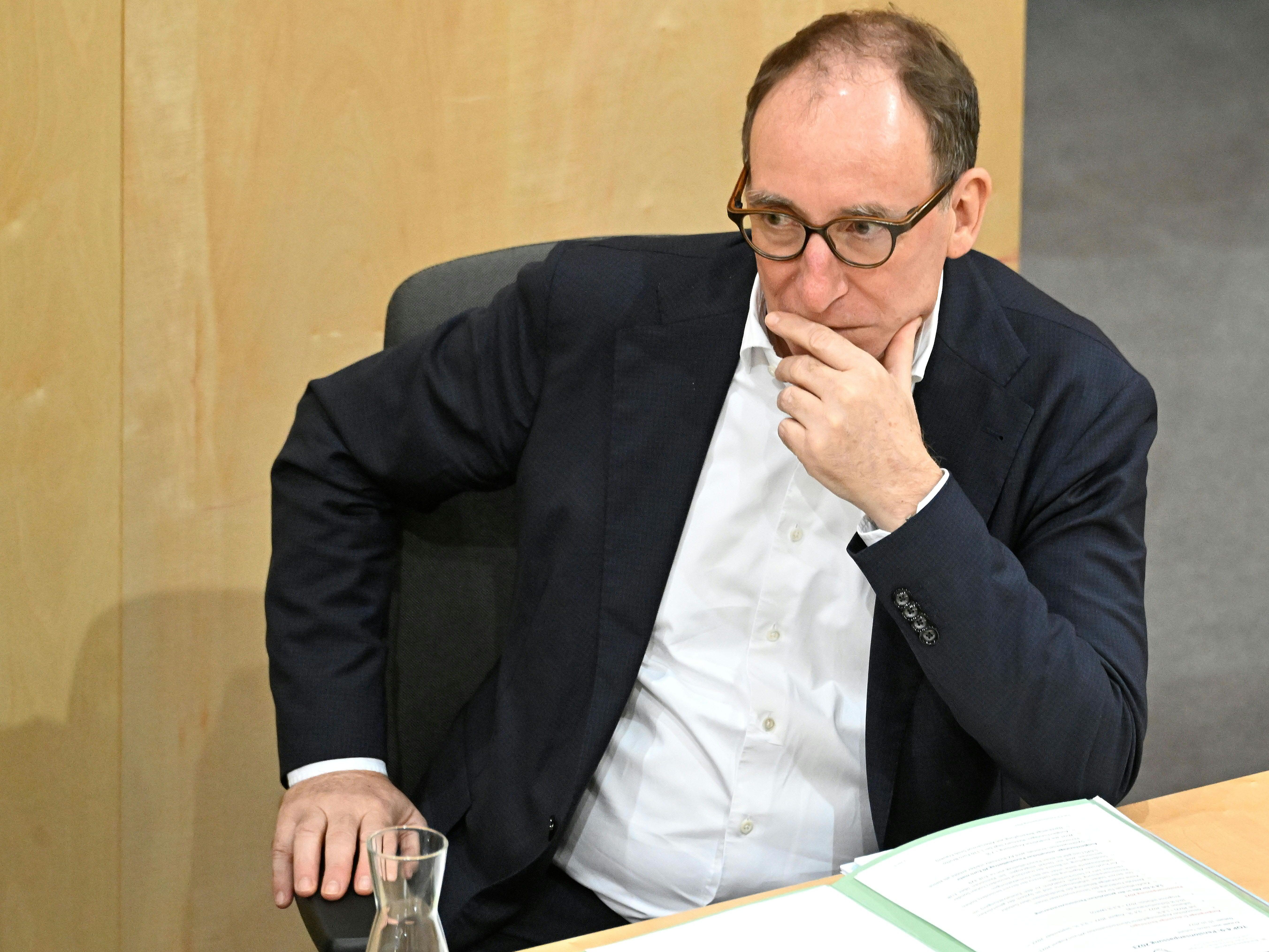 Gesundheitsministerium: PCR-Mutationsscreenings der Bundesländer sorgten für wöchentliche Kosten von rund 500.000 Euro. Gesundheitsministerium: PCR-Mutationsscreenings der Bundesländer sorgten für wöchentliche Kosten von rund 500.000 Euro.