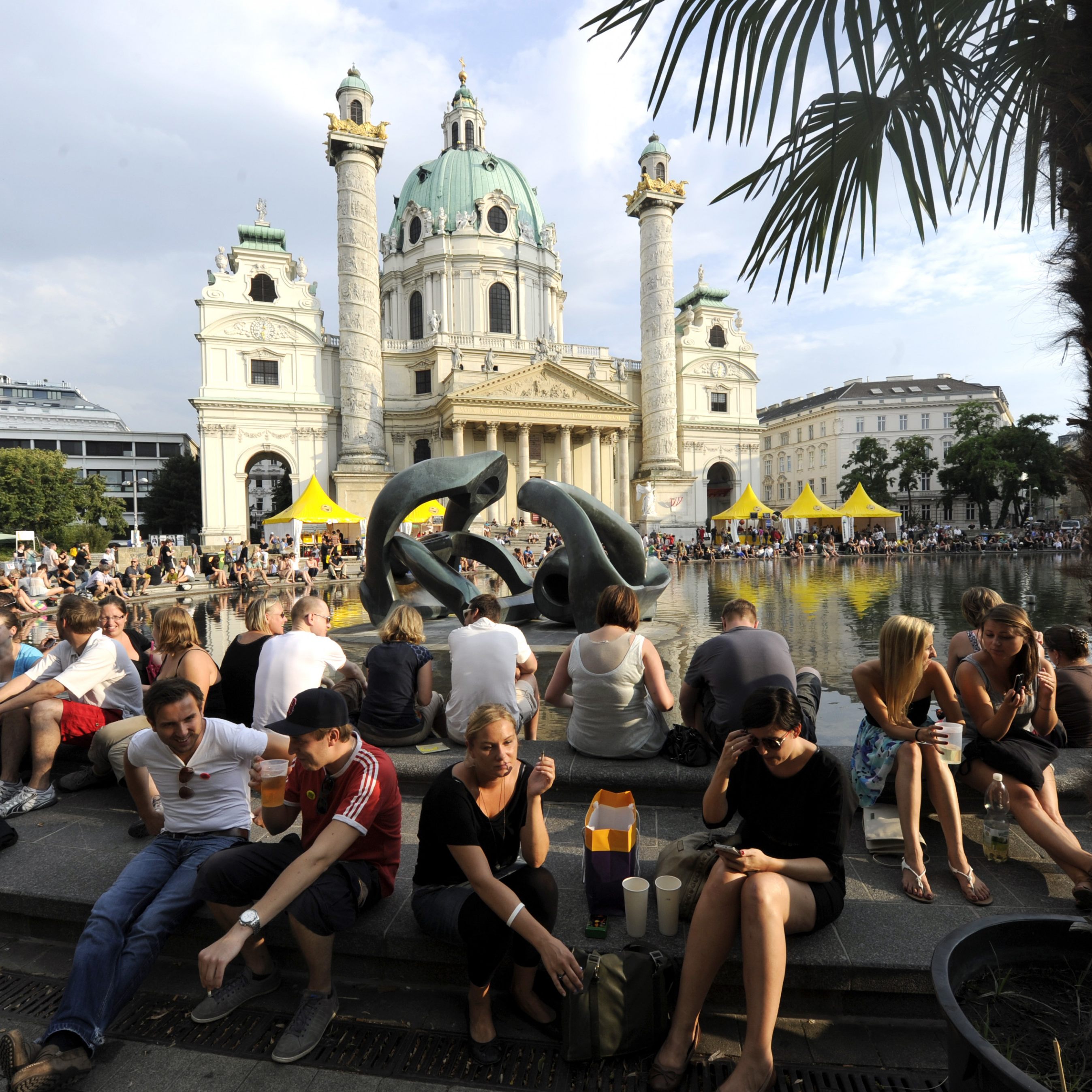 Das Wiener Pop Fest kehrt 2023 wieder auf den Karlsplatz Wien zurück.