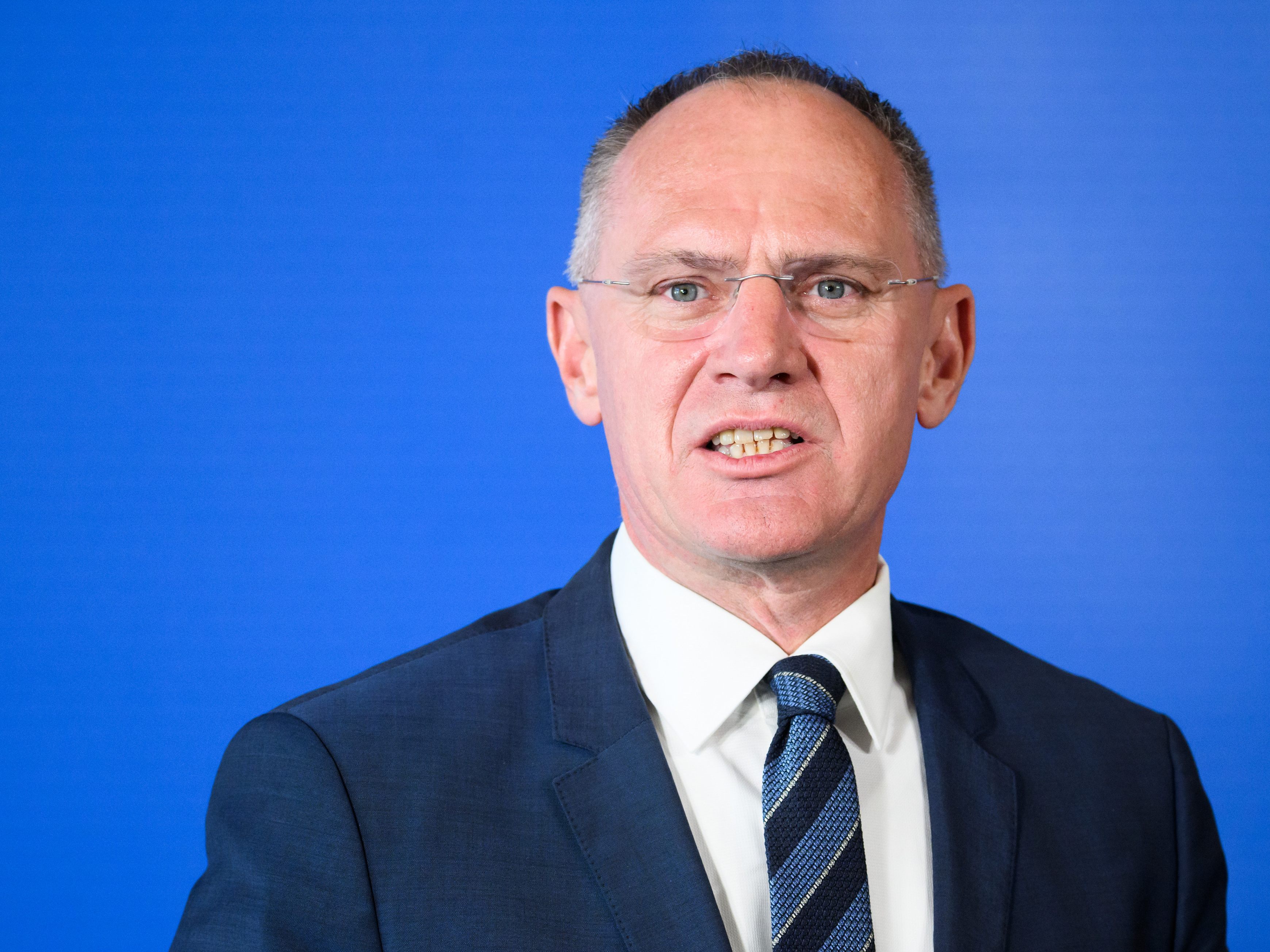 Die Schengen sind für Innenminister Karner "funktionslos". Die Schengen sind für Innenminister Karner "funktionslos".