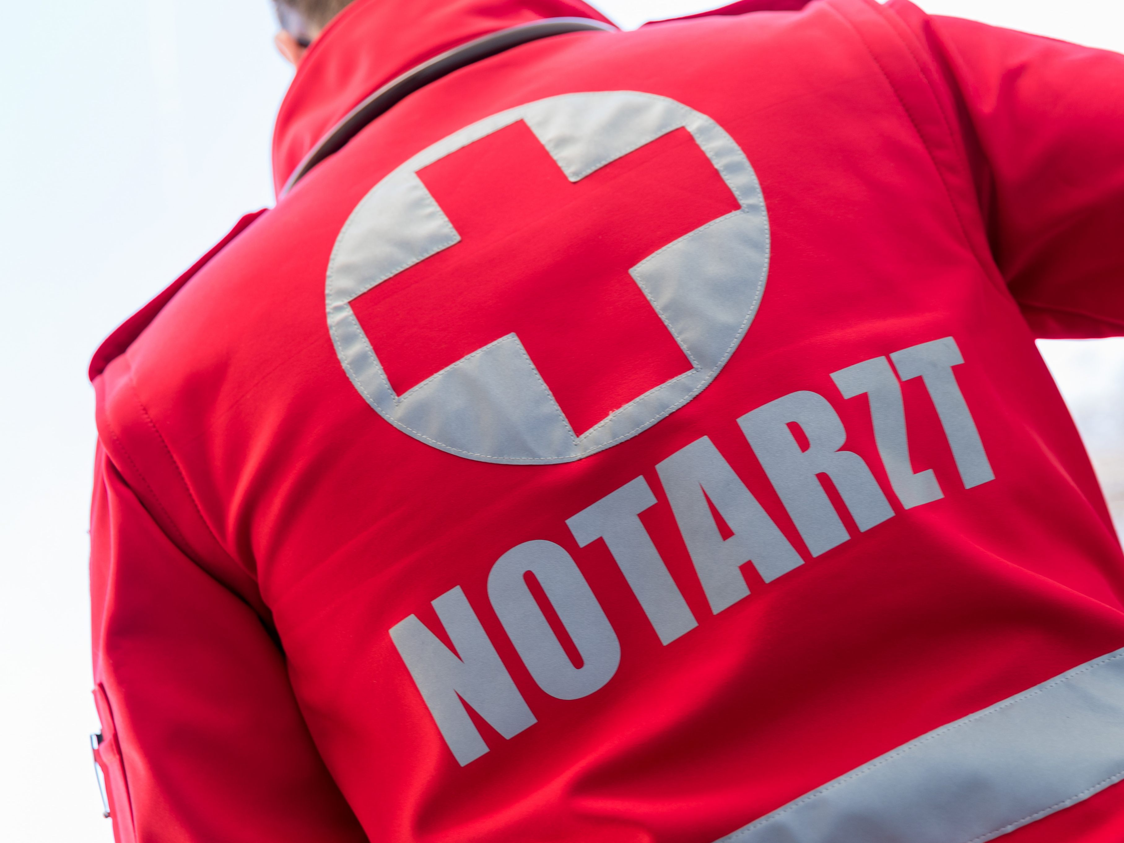 Für einen 49-jährigen Burgenländer kam bei einem Verkehrsunfall in Niederösterreich jede Hilfe zu spät. Für einen 49-jährigen Burgenländer kam bei einem Verkehrsunfall in Niederösterreich jede Hilfe zu spät.