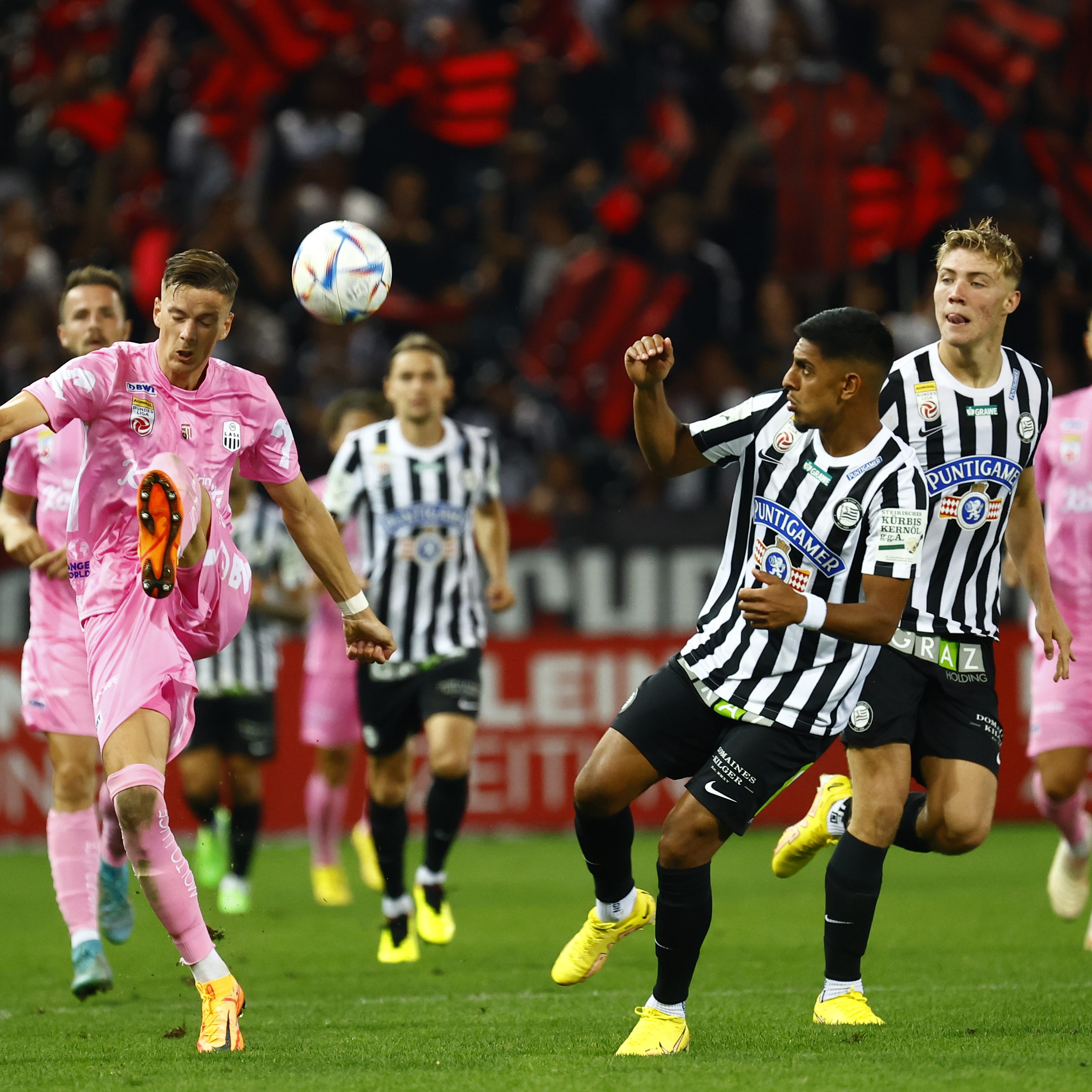 LIVE-Ticker zum Spiel LASK Linz gegen Sturm Graz ab 17.00 Uhr.