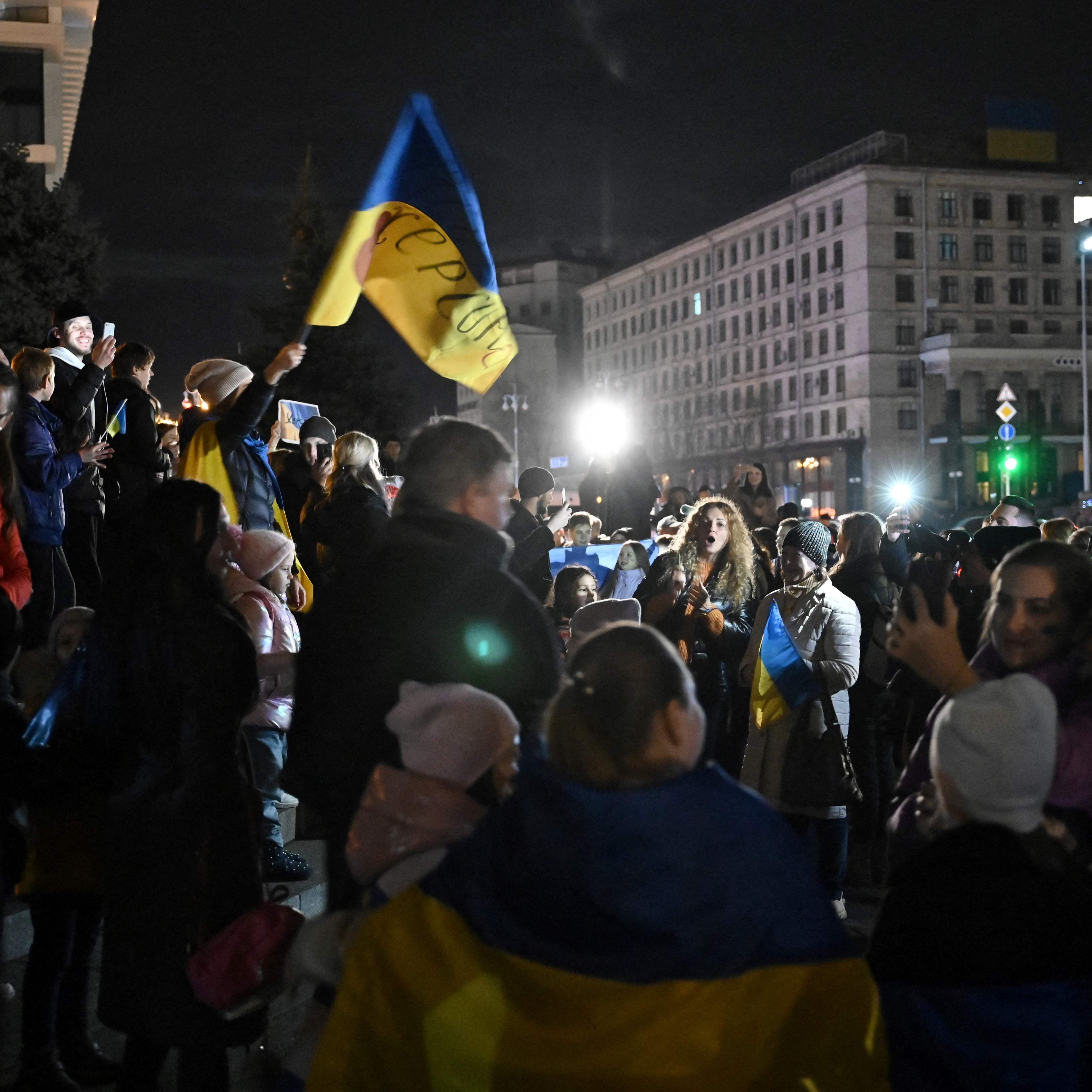 Die begeistern Ukrainer feierten die Rückeroberung von Cherson.