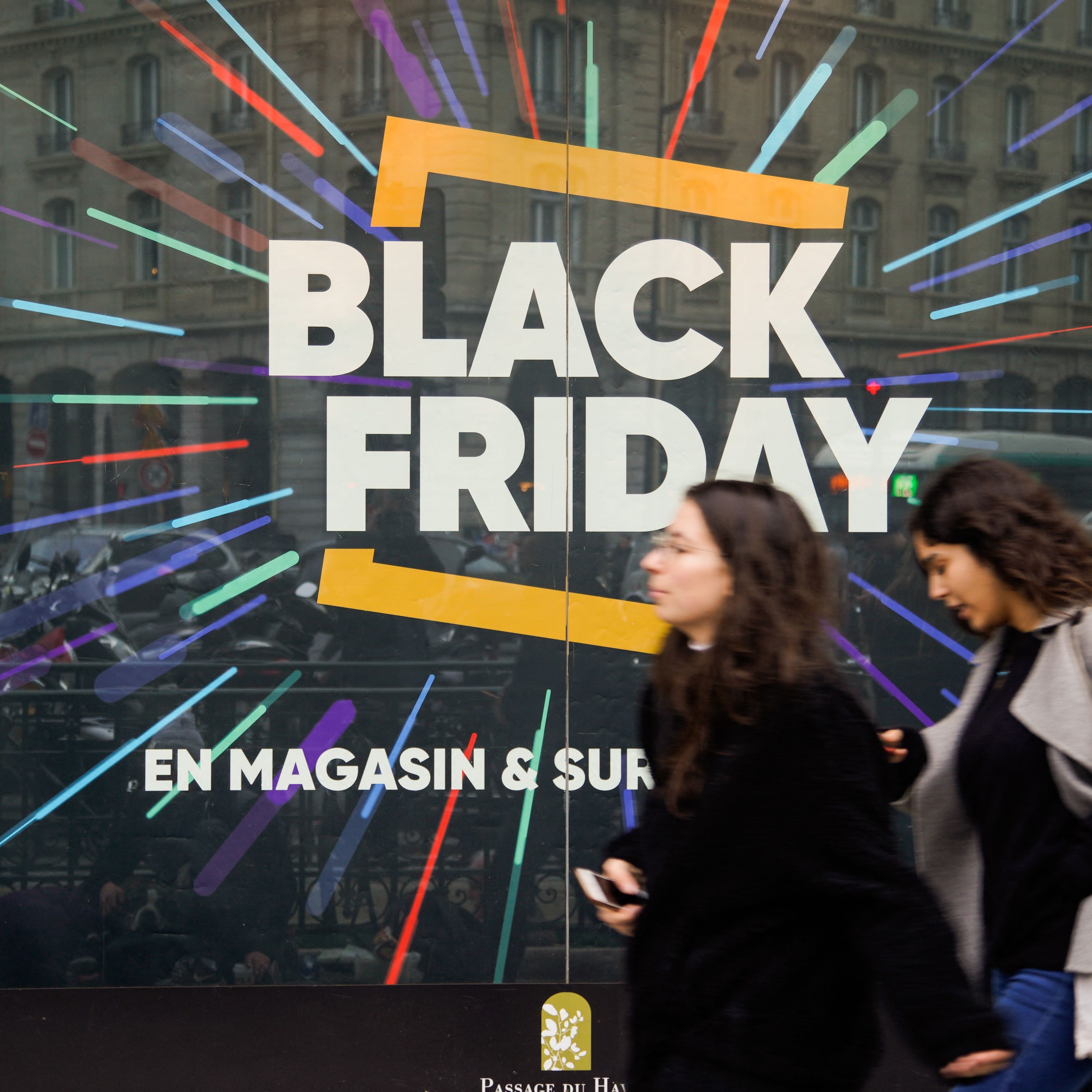 Black Friday - Jeder Zweite will auf Schnäppchenjagd gehen.