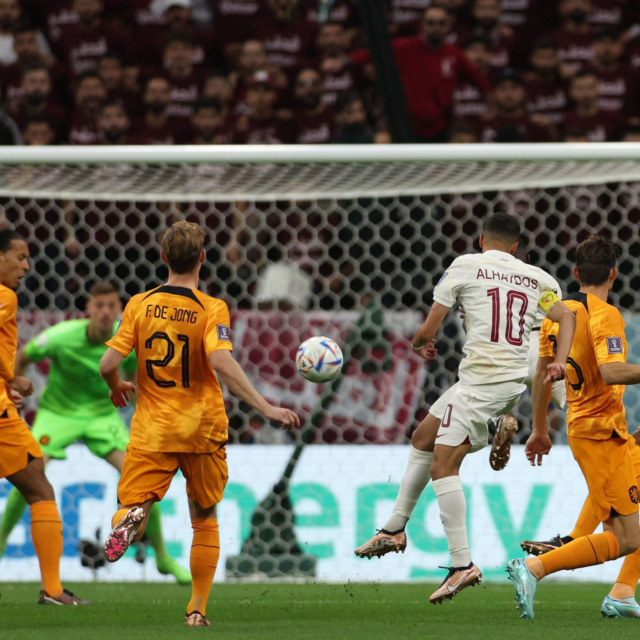 Niederlande siegte mit einem 2:0 gegen Katar.