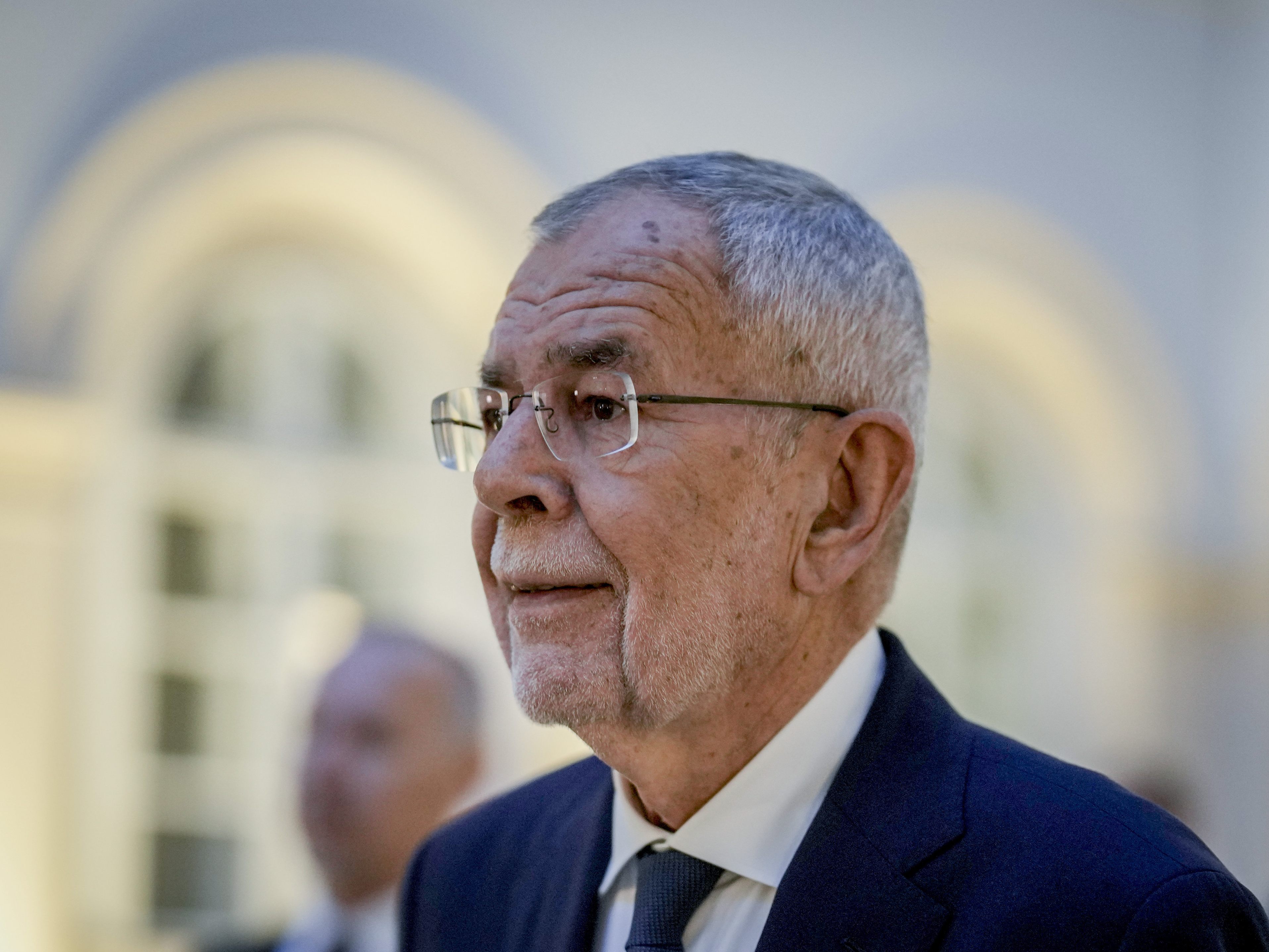 Nach Corona-Infektion: Van der Bellen wieder gesund und im Büro Nach Corona-Infektion: Van der Bellen wieder gesund und im Büro